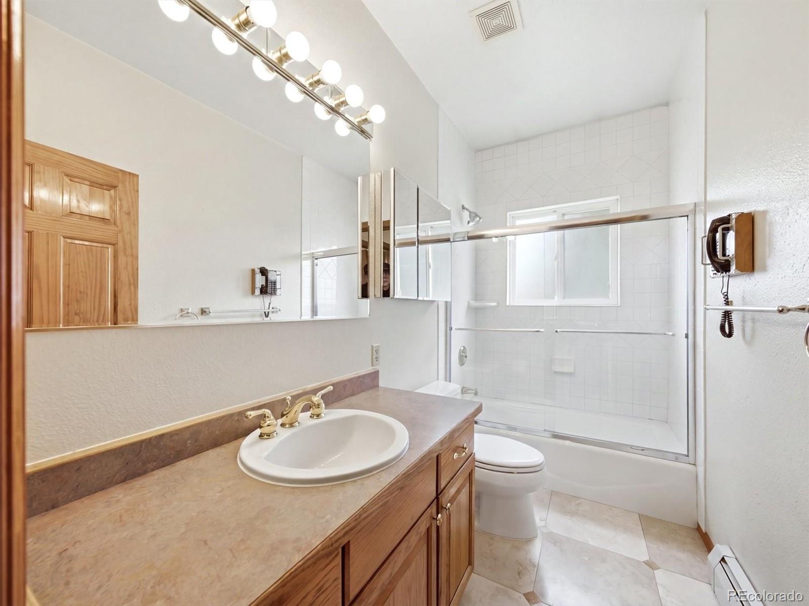 MLS Image #21 for 5845 w 3rd place,denver, Colorado