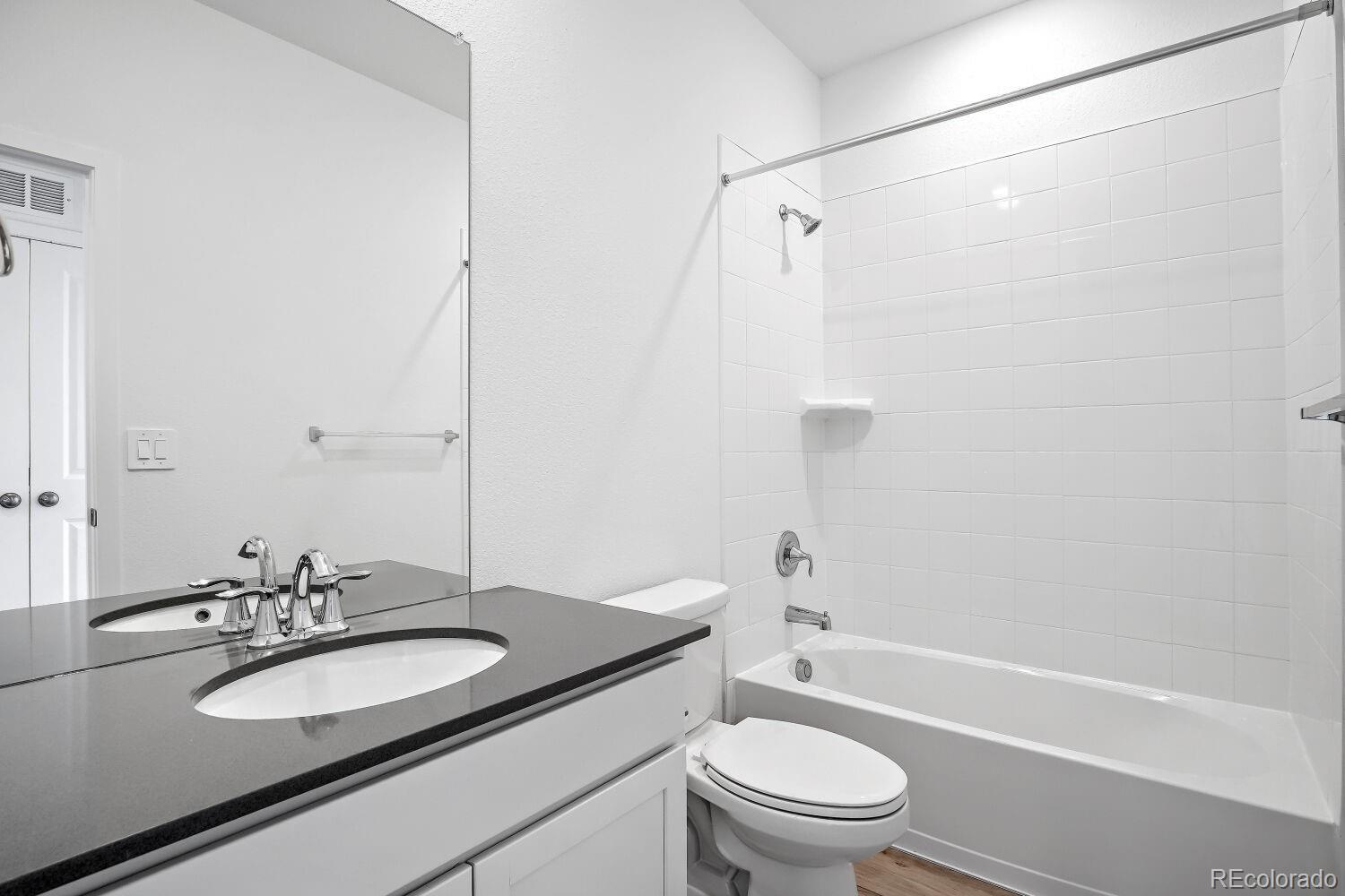MLS Image #10 for 402 n bersshine court,watkins, Colorado