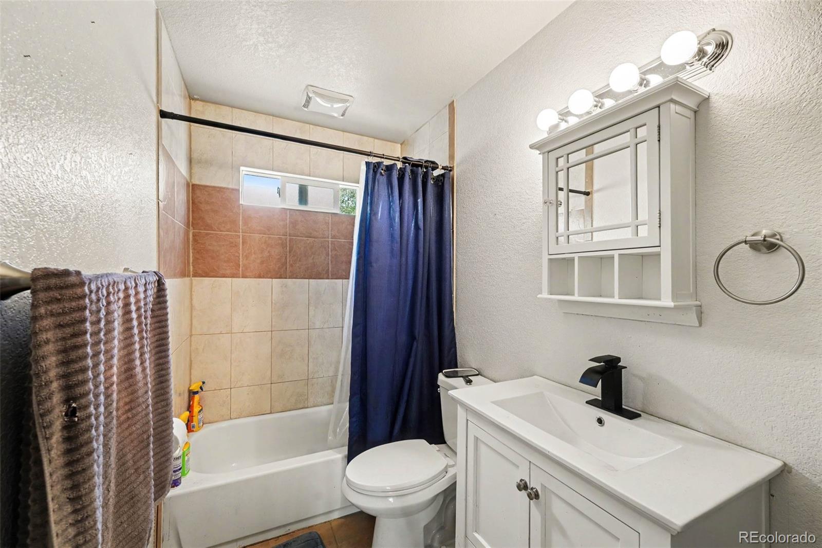 MLS Image #14 for 1727 e 83rd avenue,denver, Colorado
