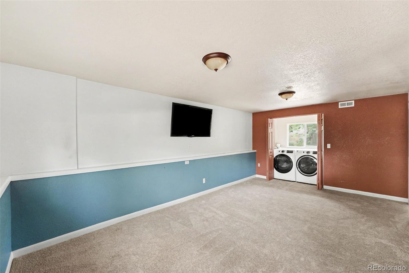 MLS Image #15 for 1727 e 83rd avenue,denver, Colorado