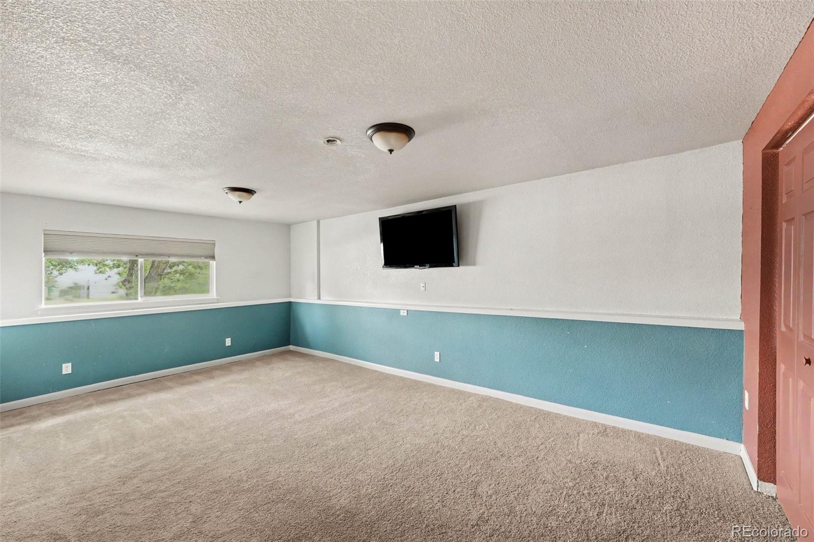 MLS Image #17 for 1727 e 83rd avenue,denver, Colorado