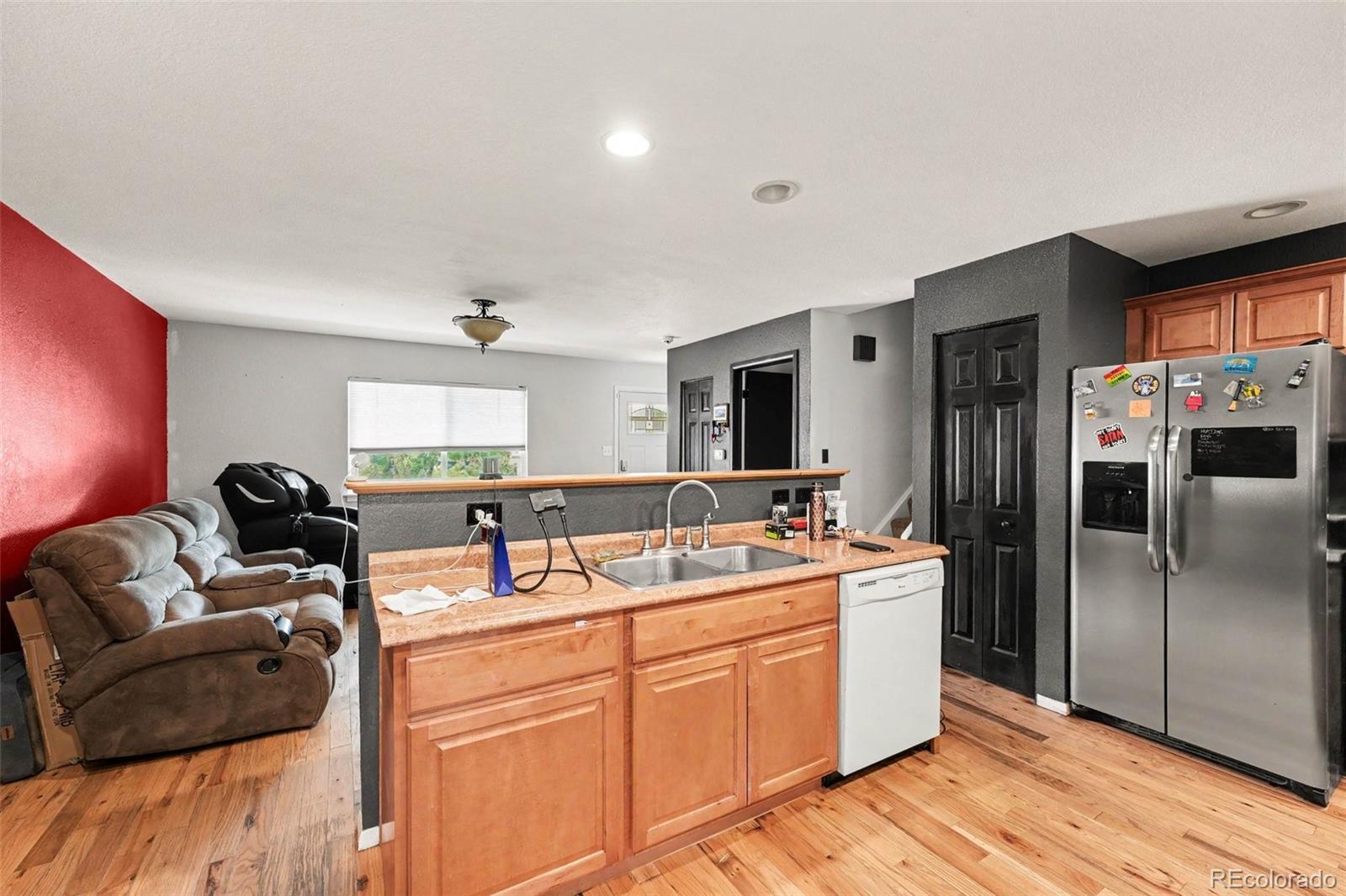 MLS Image #7 for 1727 e 83rd avenue,denver, Colorado
