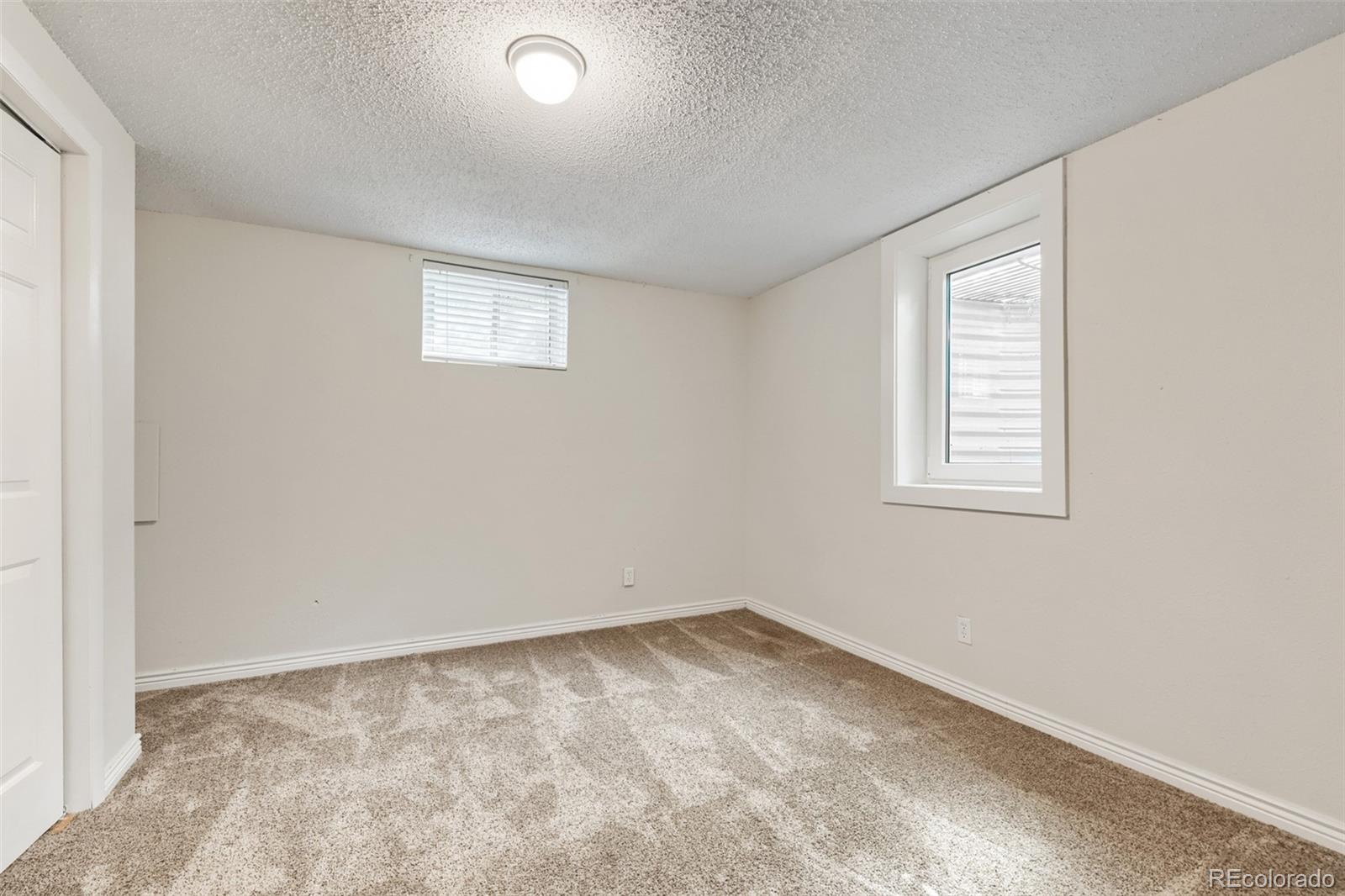 MLS Image #27 for 6859 s foresthill street,littleton, Colorado