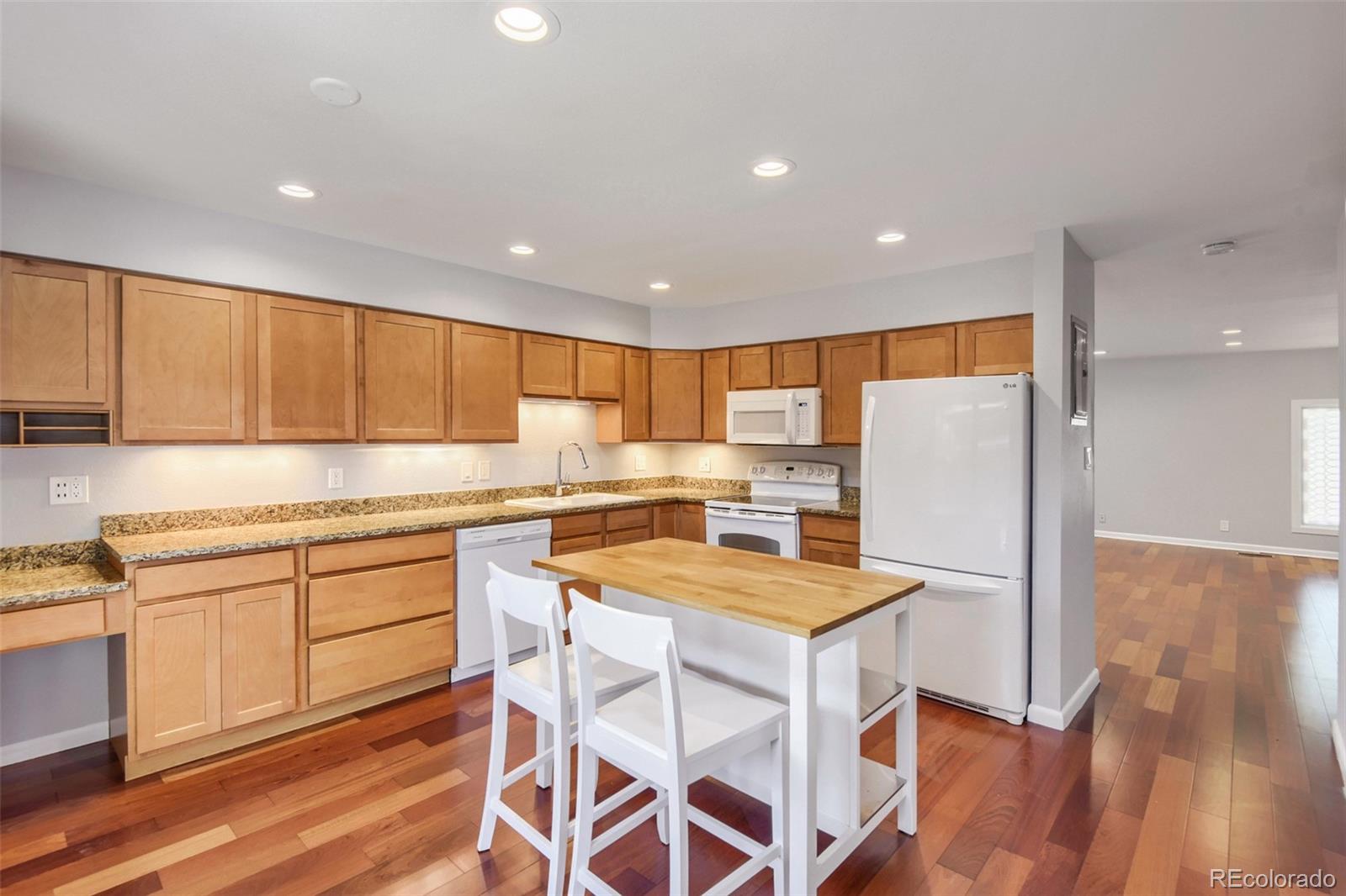 MLS Image #11 for 6495 e happy canyon road,denver, Colorado