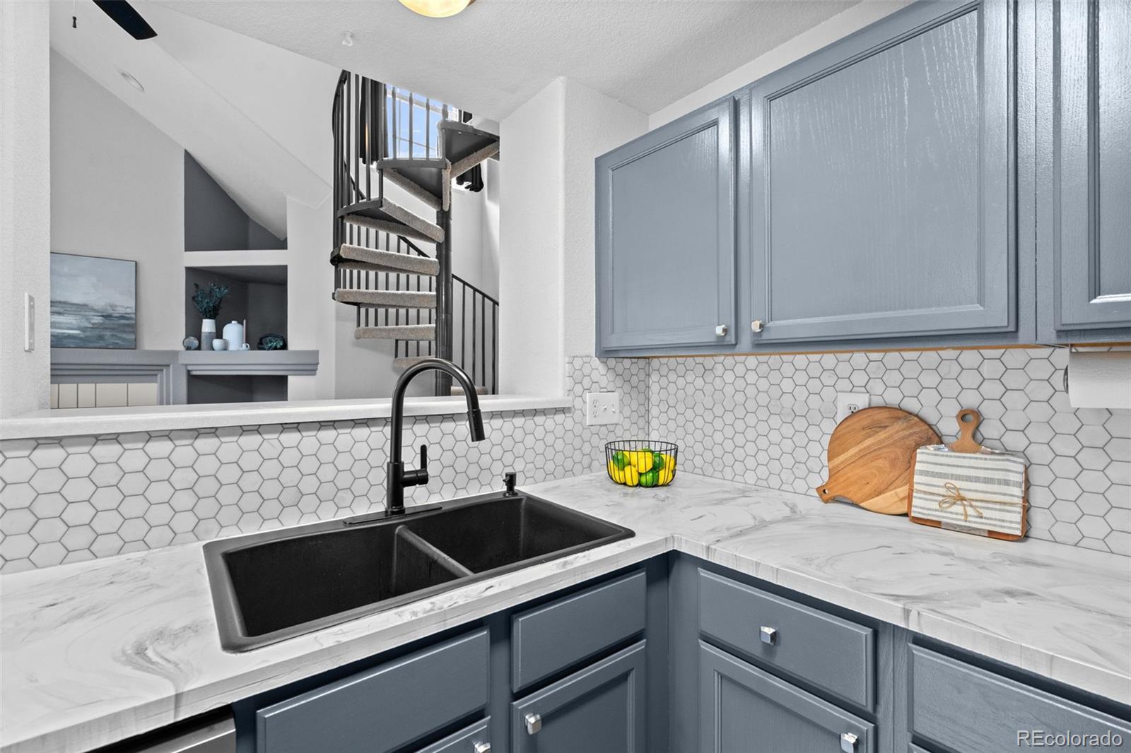 MLS Image #15 for 8361 s upham way,littleton, Colorado