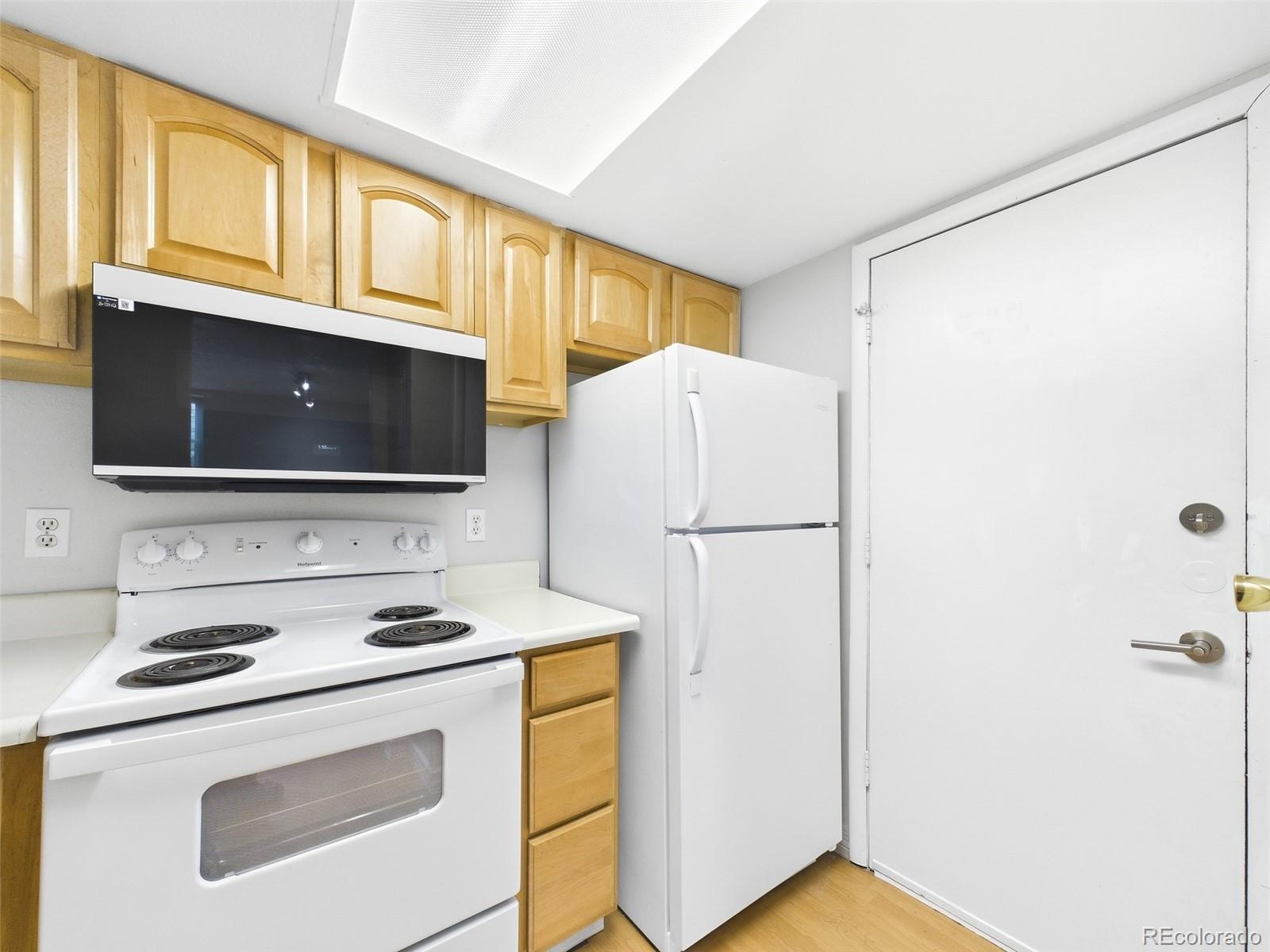 MLS Image #10 for 9901 e evans avenue,denver, Colorado