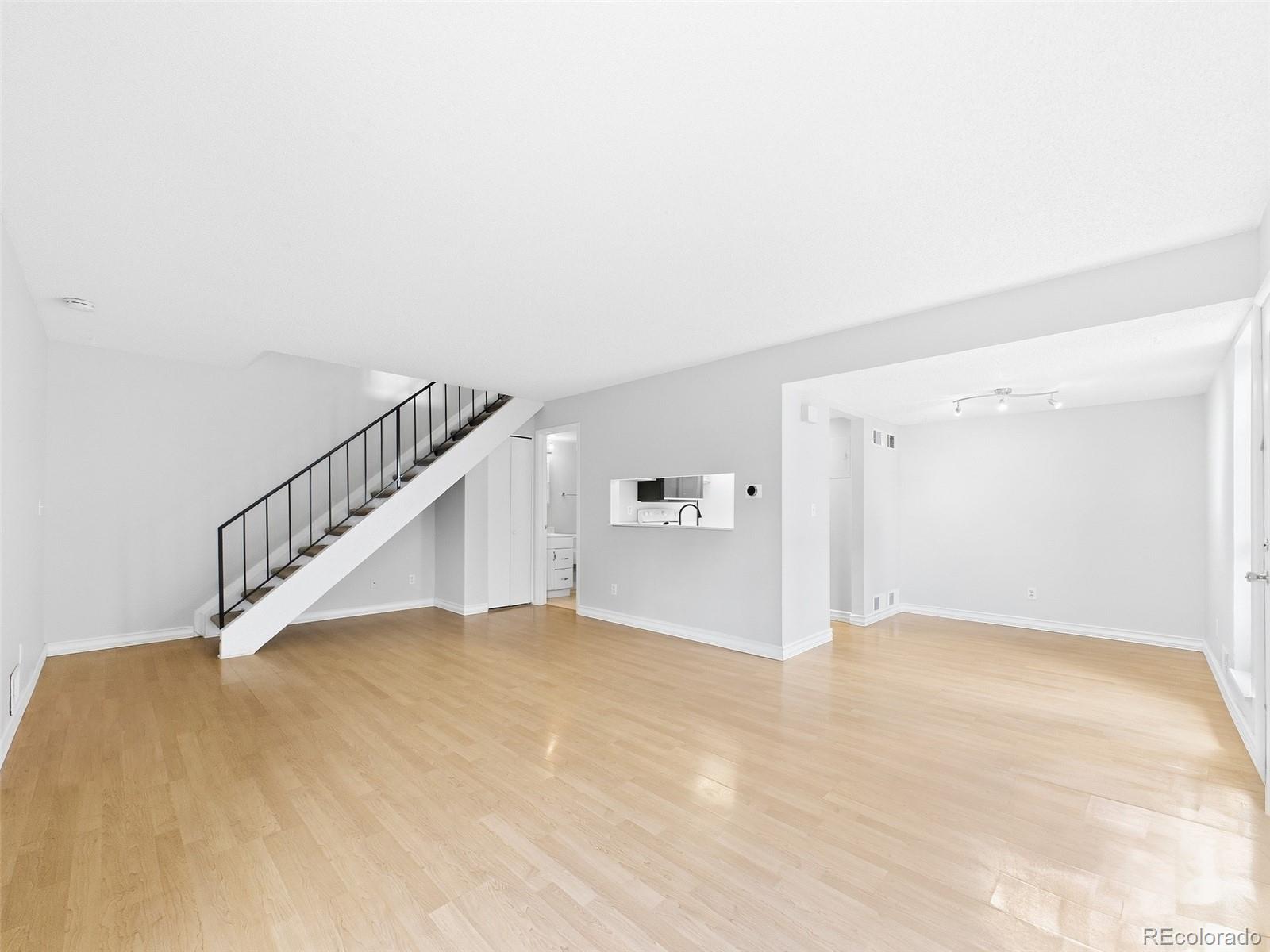 MLS Image #4 for 9901 e evans avenue,denver, Colorado
