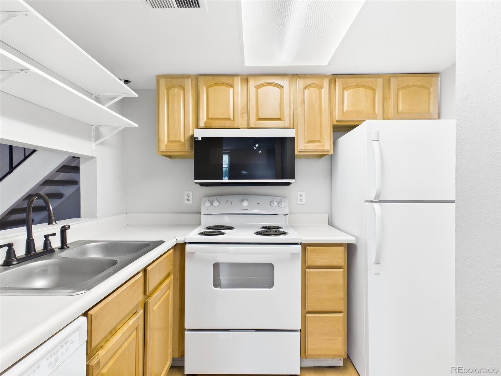 MLS Image #8 for 9901 e evans avenue,denver, Colorado