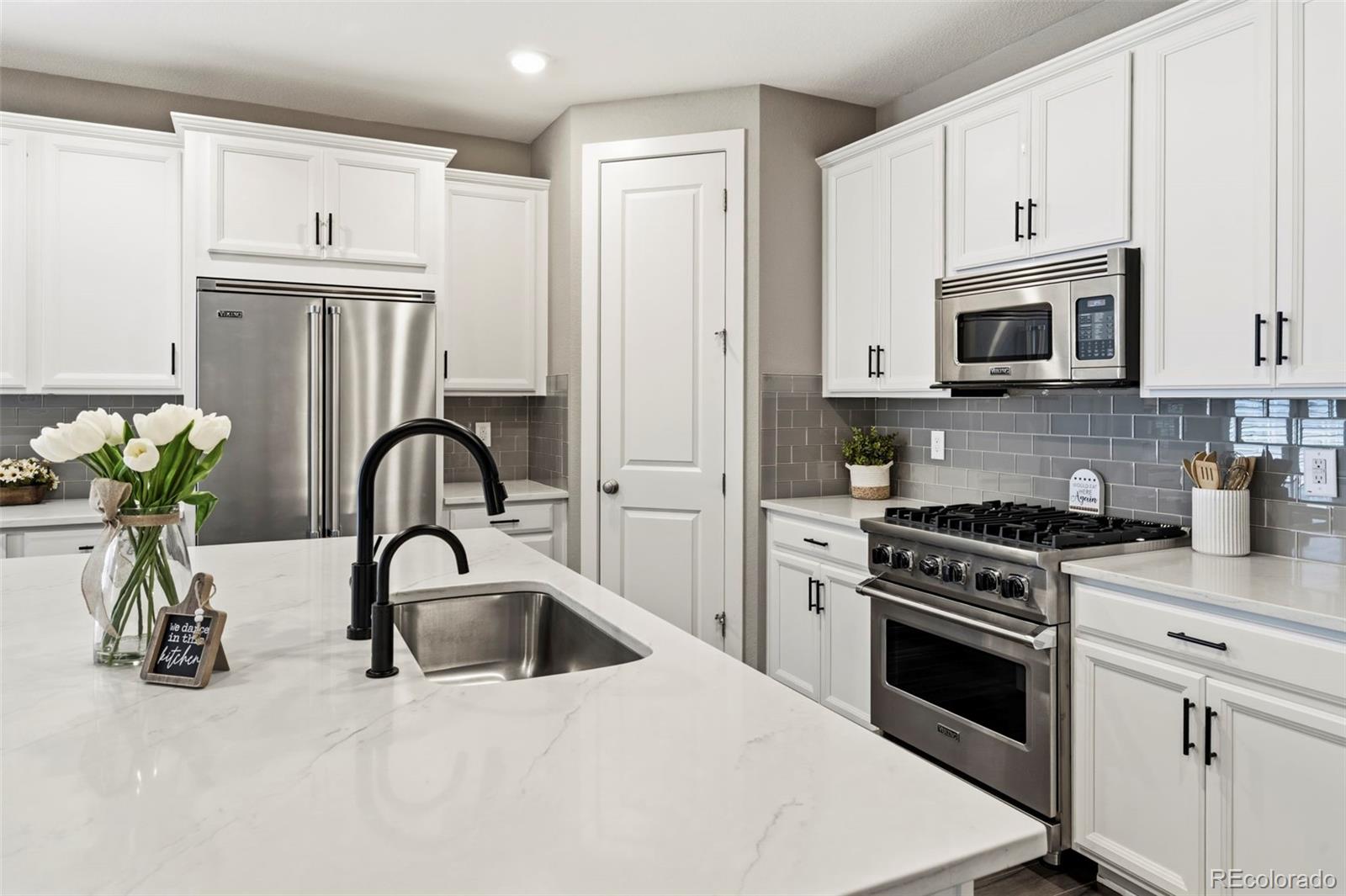 MLS Image #13 for 3946  forever circle,castle rock, Colorado