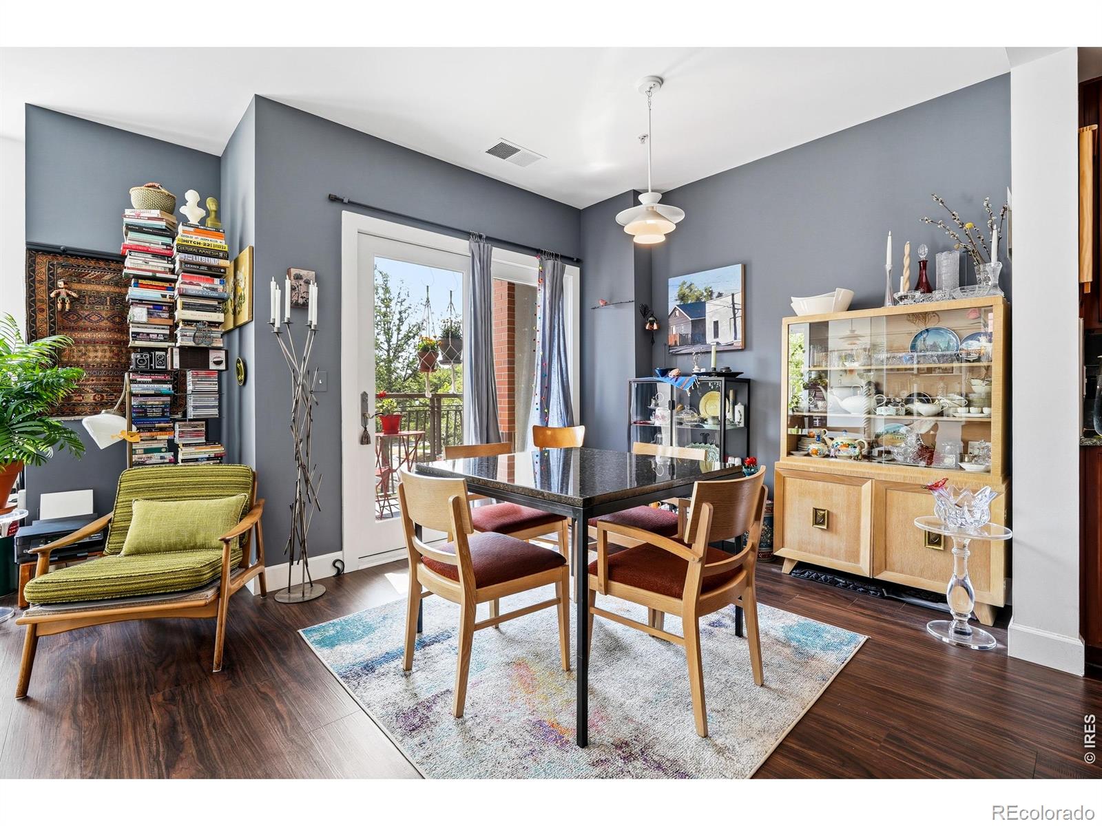 MLS Image #14 for 1630 n clarkson street,denver, Colorado