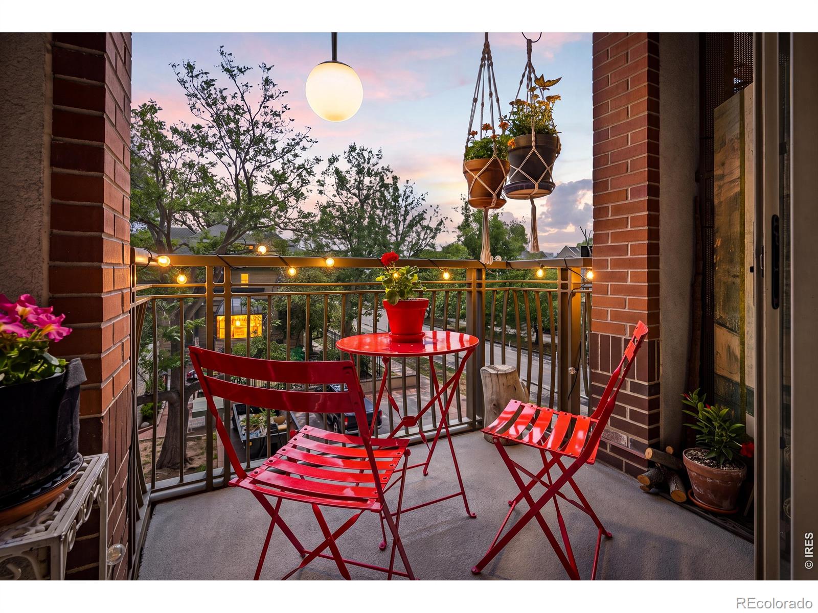 MLS Image #17 for 1630 n clarkson street,denver, Colorado