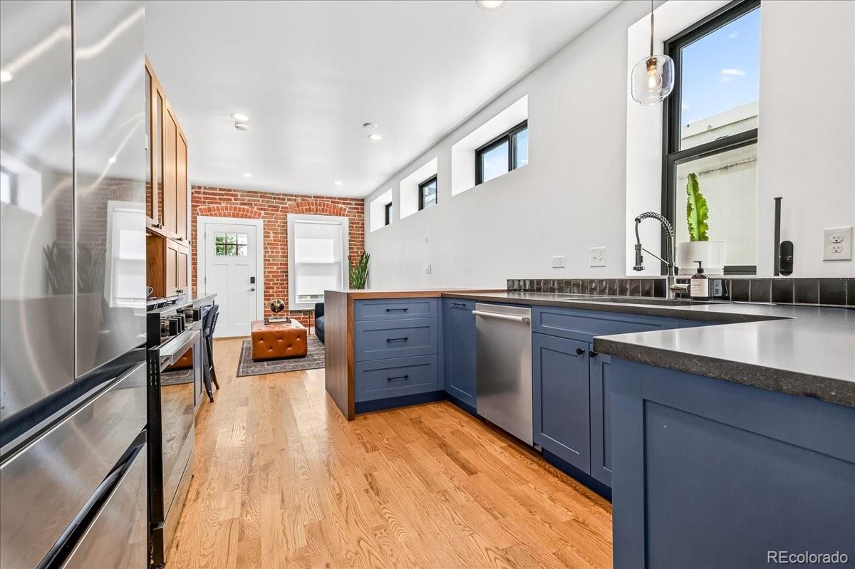 MLS Image #11 for 3317  navajo street,denver, Colorado