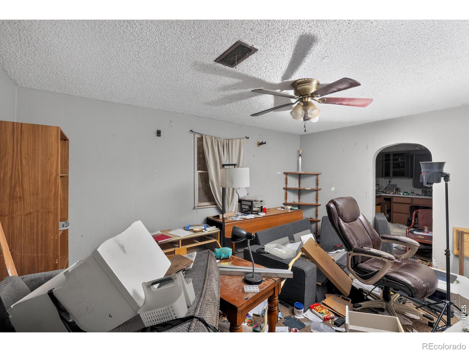 MLS Image #16 for 1010 e 4th street,pueblo, Colorado