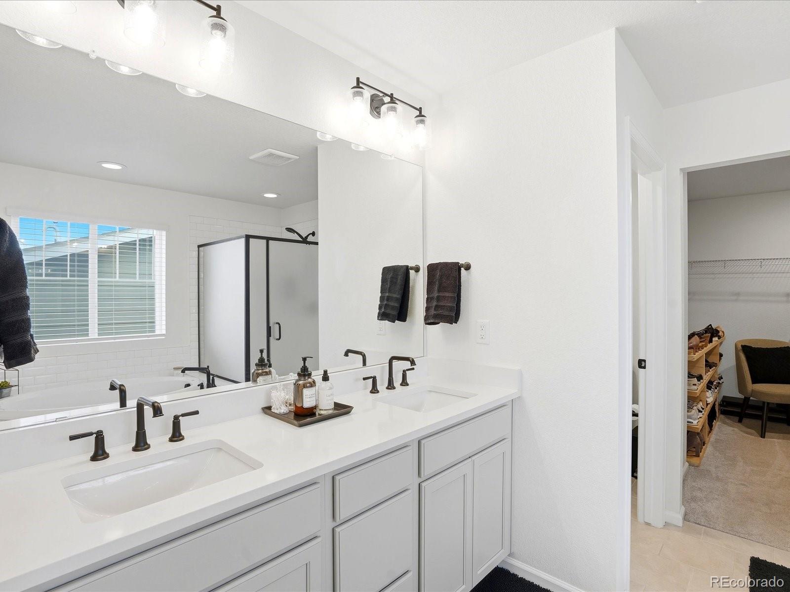 MLS Image #31 for 24601 e 37th avenue,aurora, Colorado