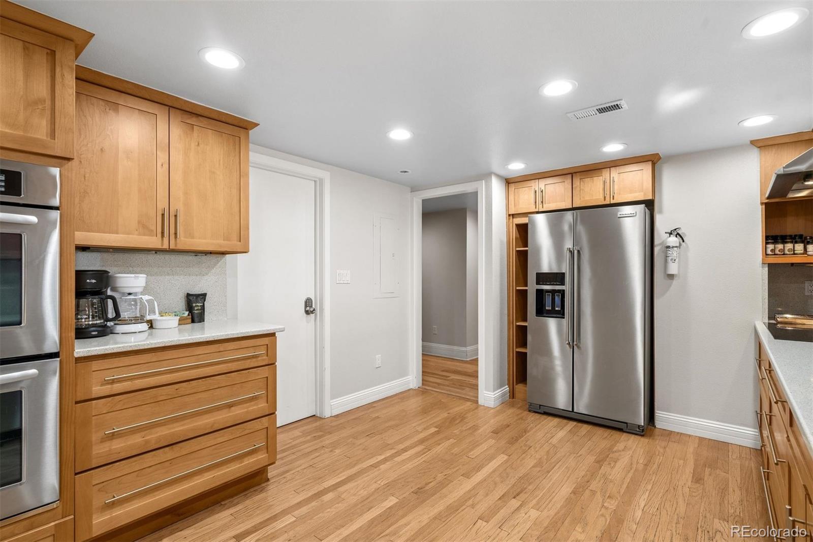 MLS Image #11 for 1777  larimer street,denver, Colorado
