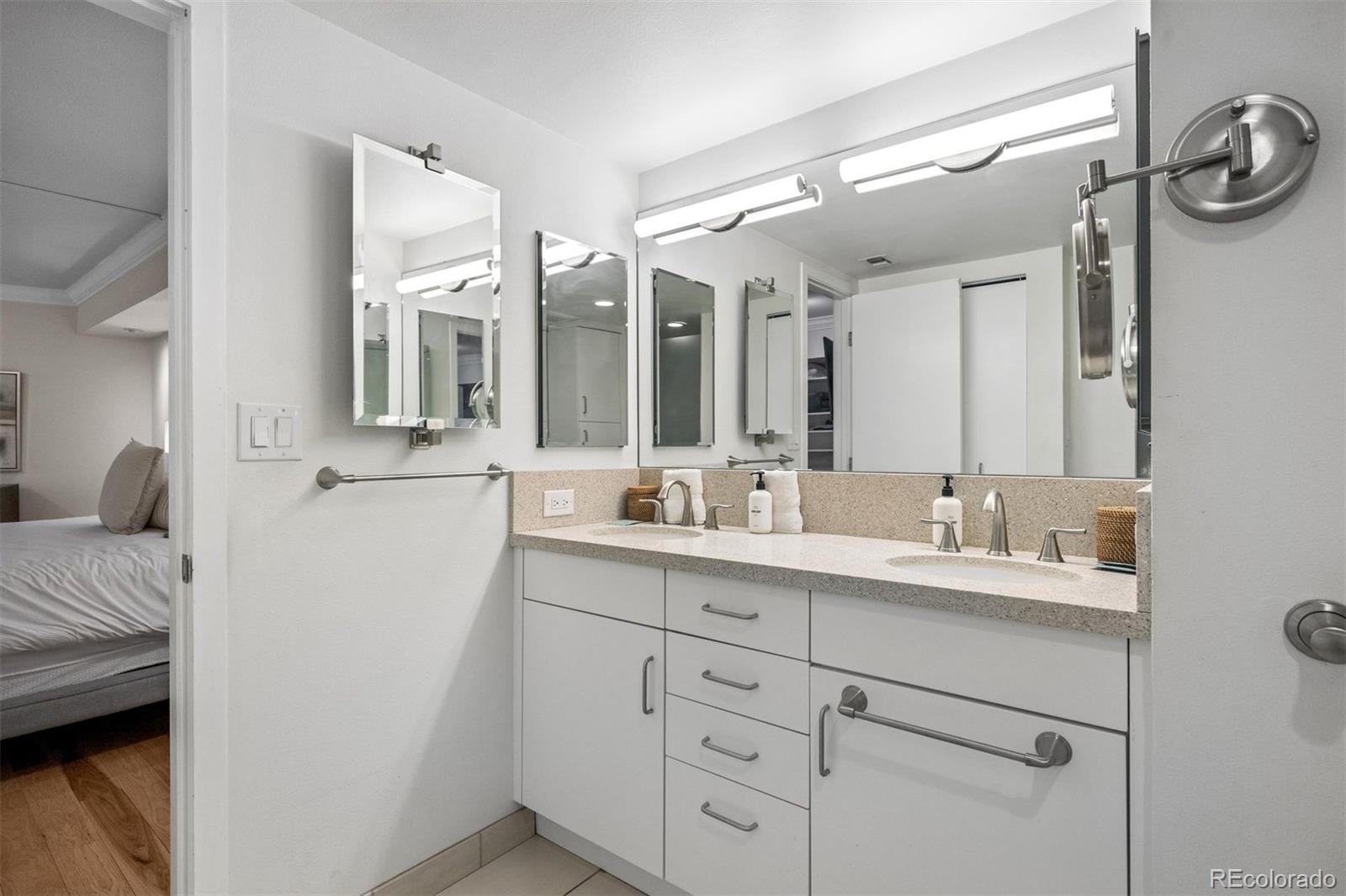 MLS Image #13 for 1777  larimer street,denver, Colorado