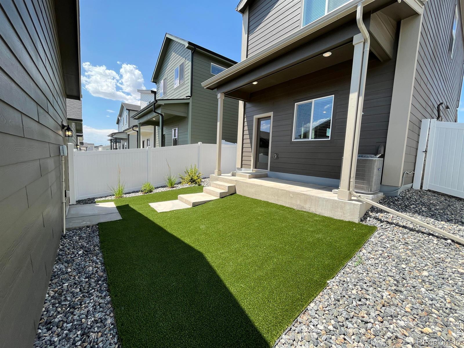 MLS Image #11 for 3912  lake clark street,evans, Colorado