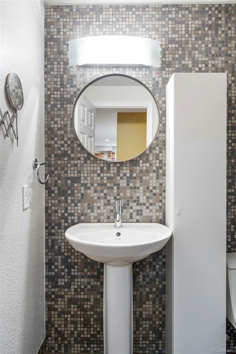 MLS Image #31 for 6140 s newark way,englewood, Colorado