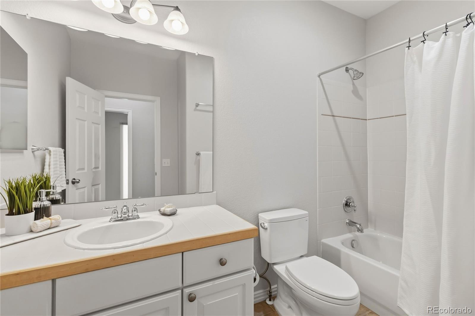 MLS Image #21 for 5943 s xenophon court,littleton, Colorado