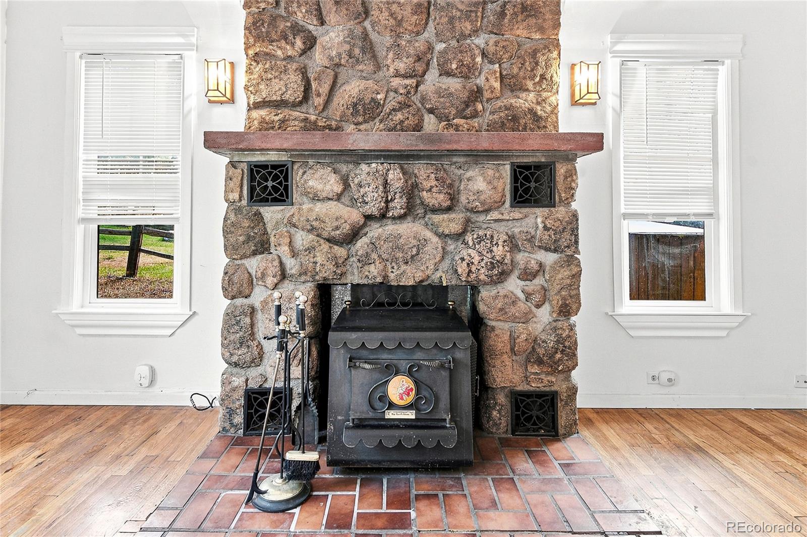 MLS Image #6 for 26171  center drive,kittredge, Colorado