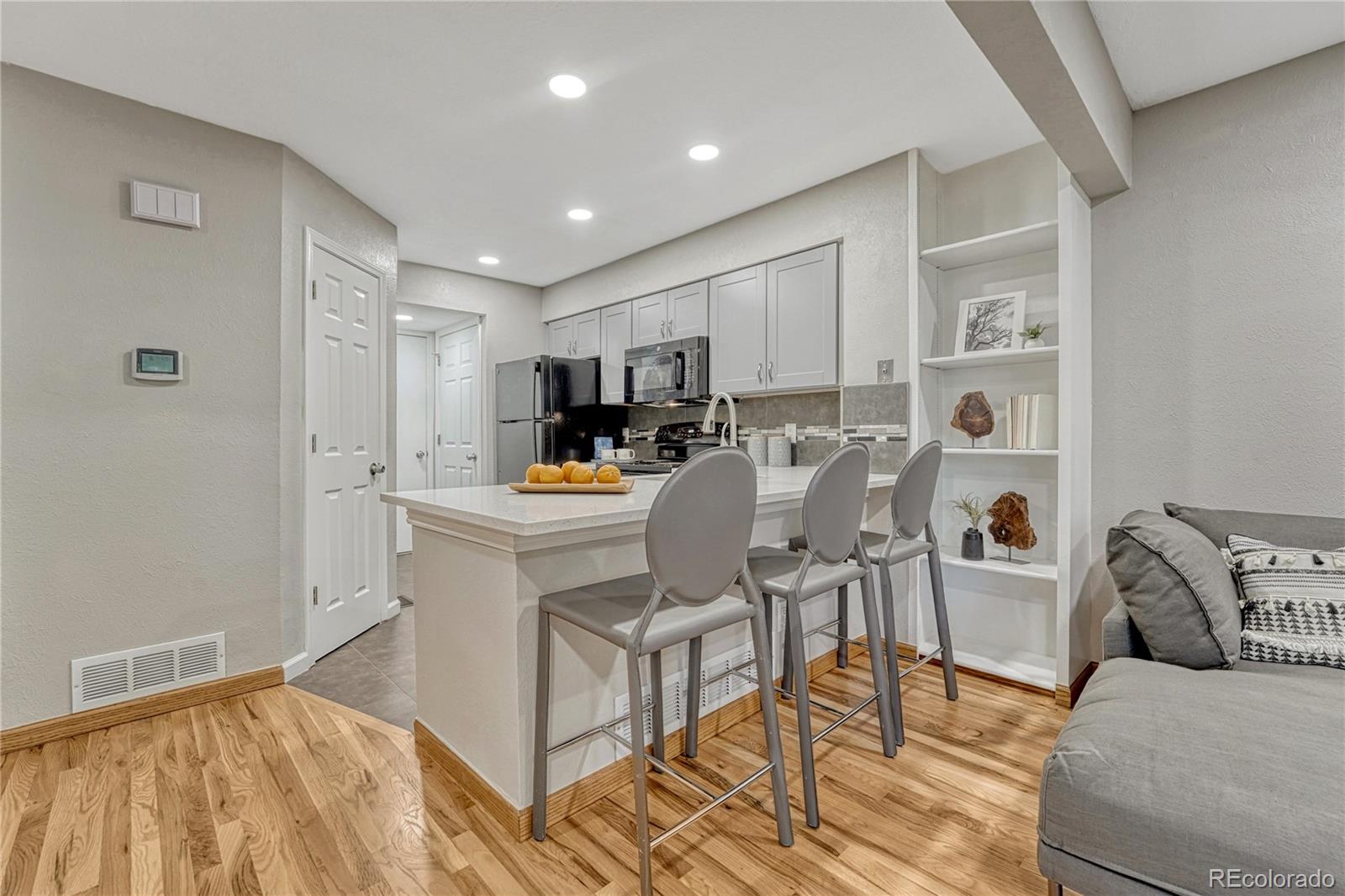 MLS Image #12 for 4872 e kentucky avenue,denver, Colorado