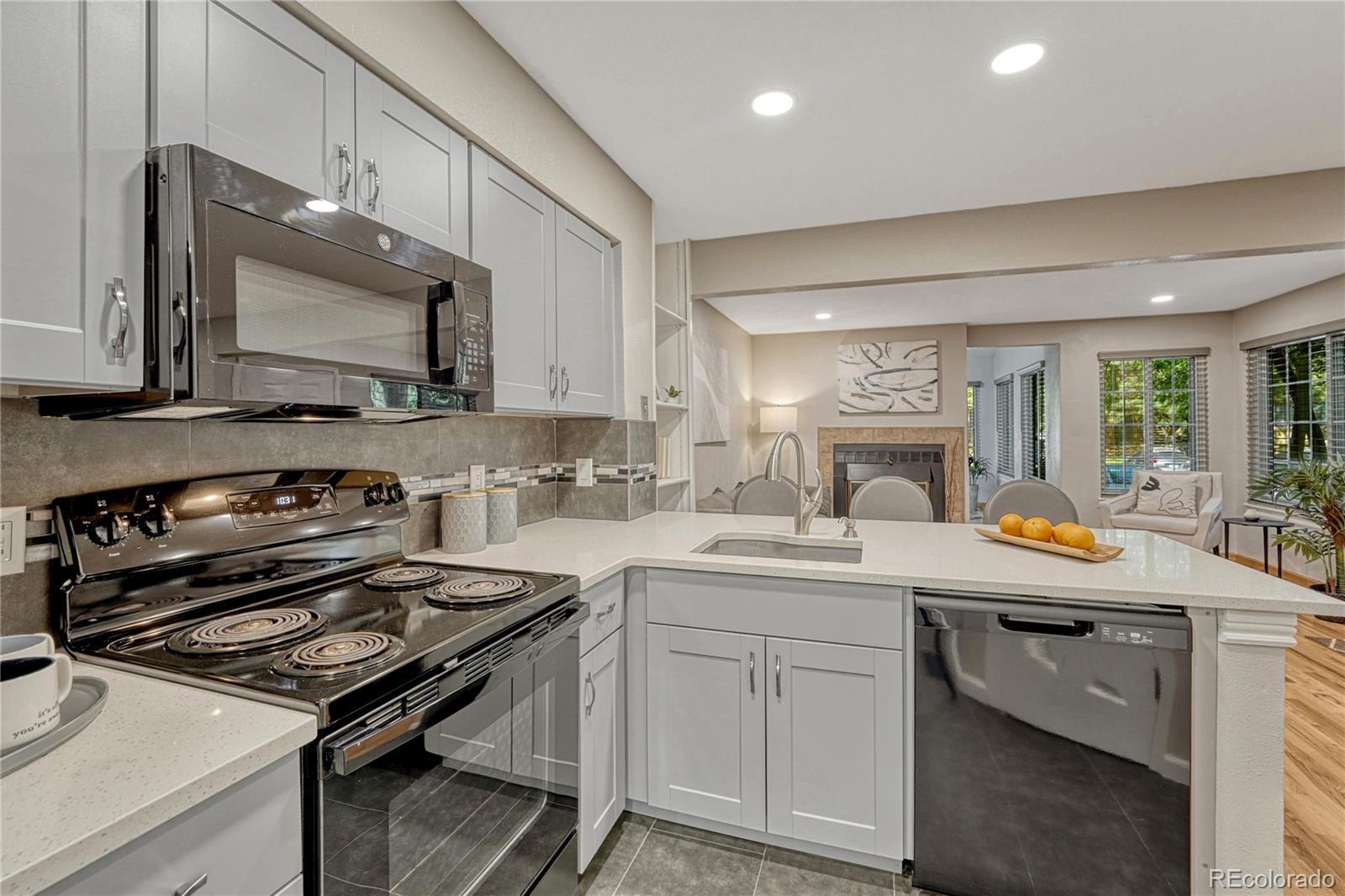 MLS Image #18 for 4872 e kentucky avenue,denver, Colorado