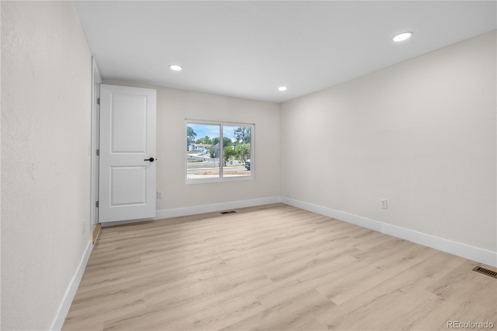 MLS Image #16 for 1269  coronado parkway,denver, Colorado
