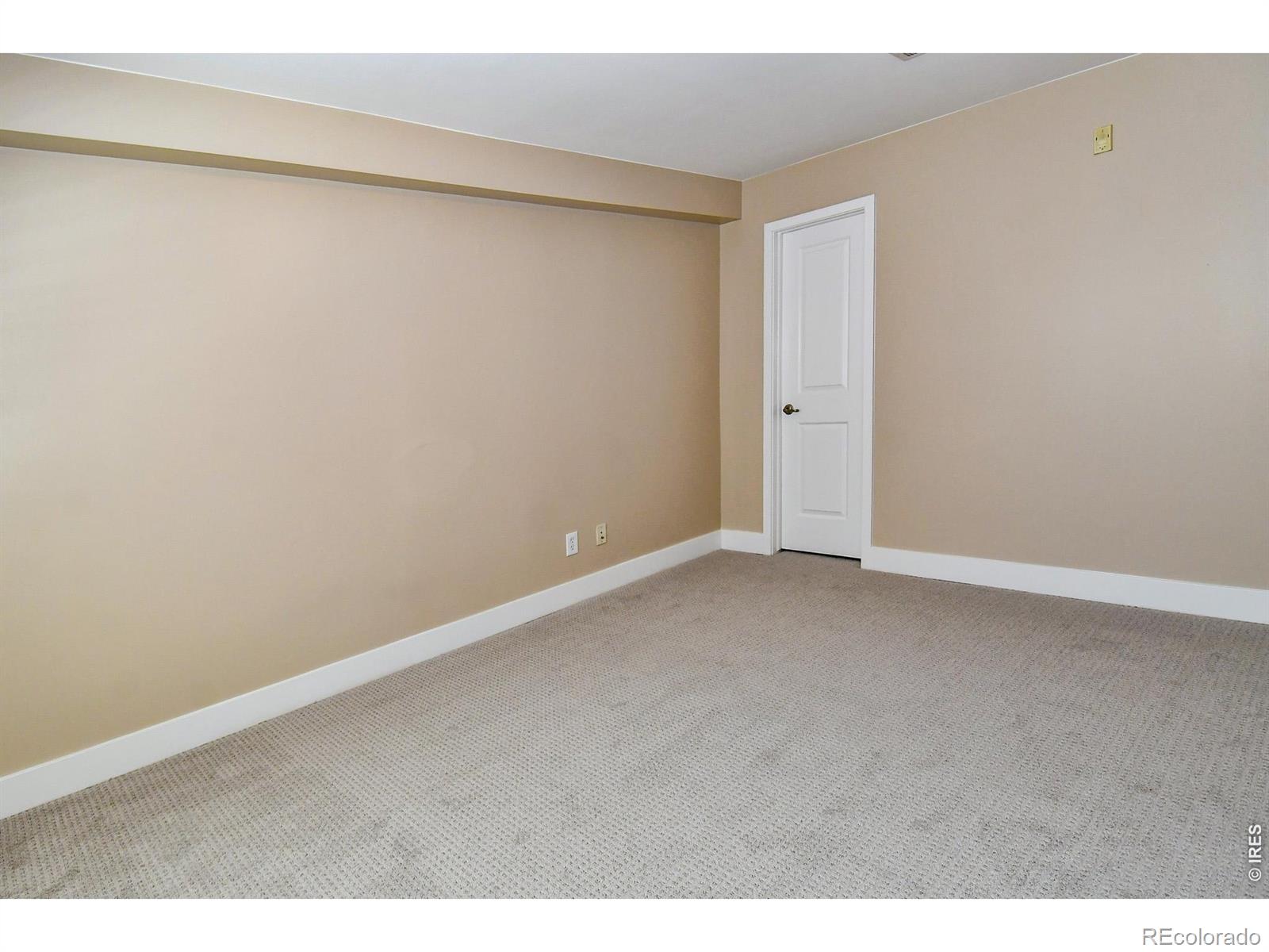 MLS Image #22 for 3040  zuni street b,denver, Colorado