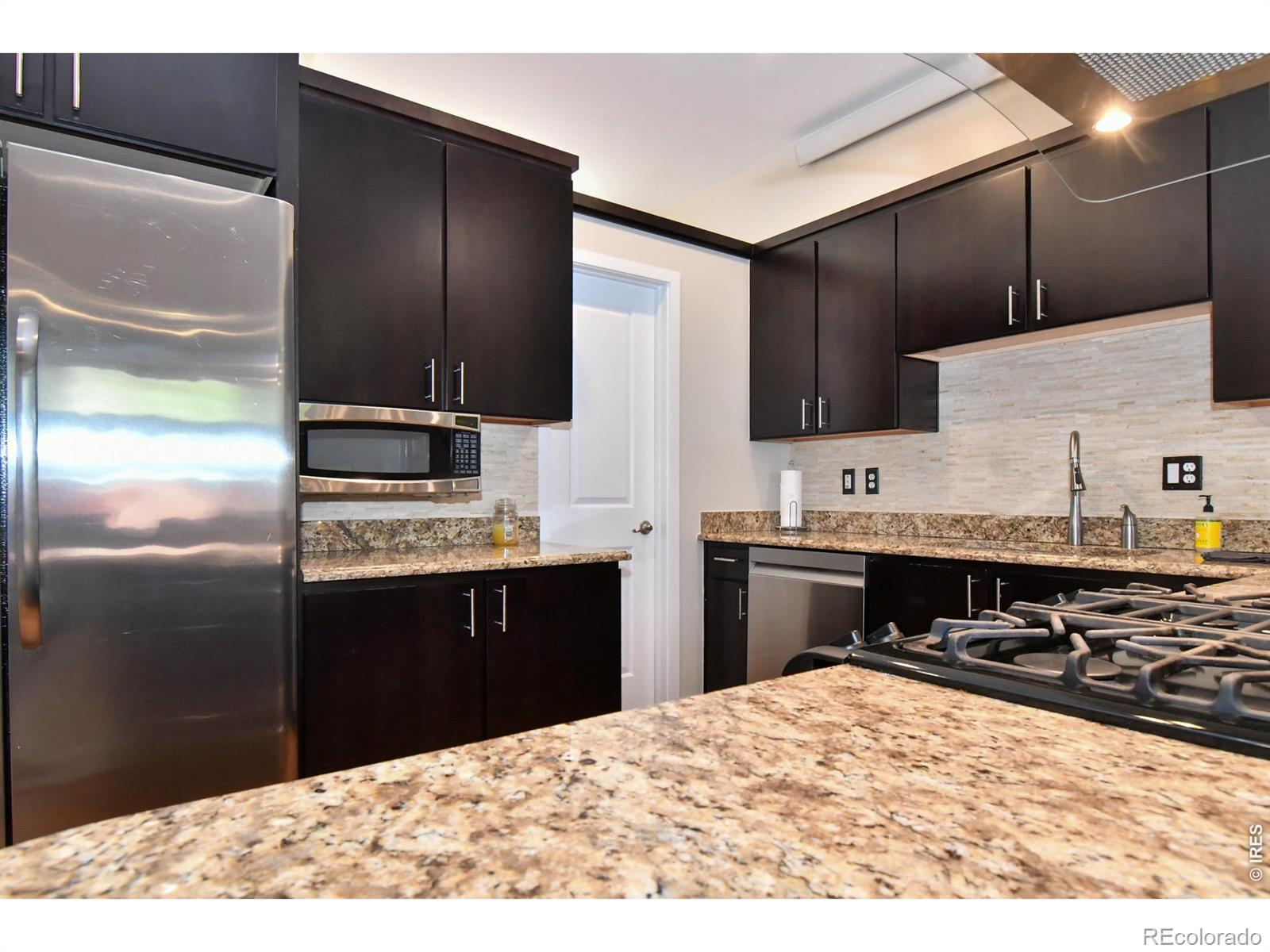 MLS Image #6 for 3040  zuni street b,denver, Colorado