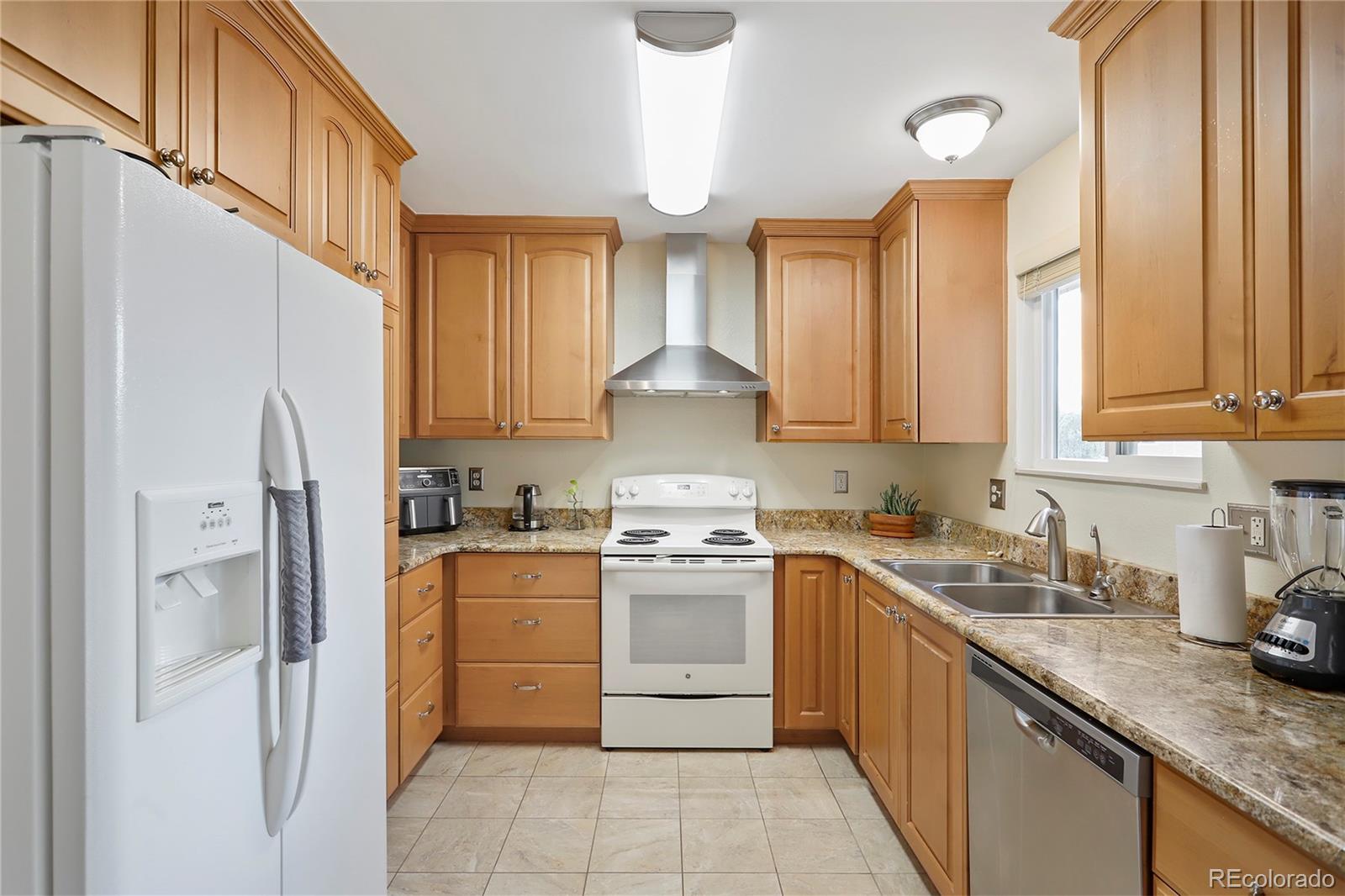 MLS Image #5 for 4240  chenango drive,colorado springs, Colorado