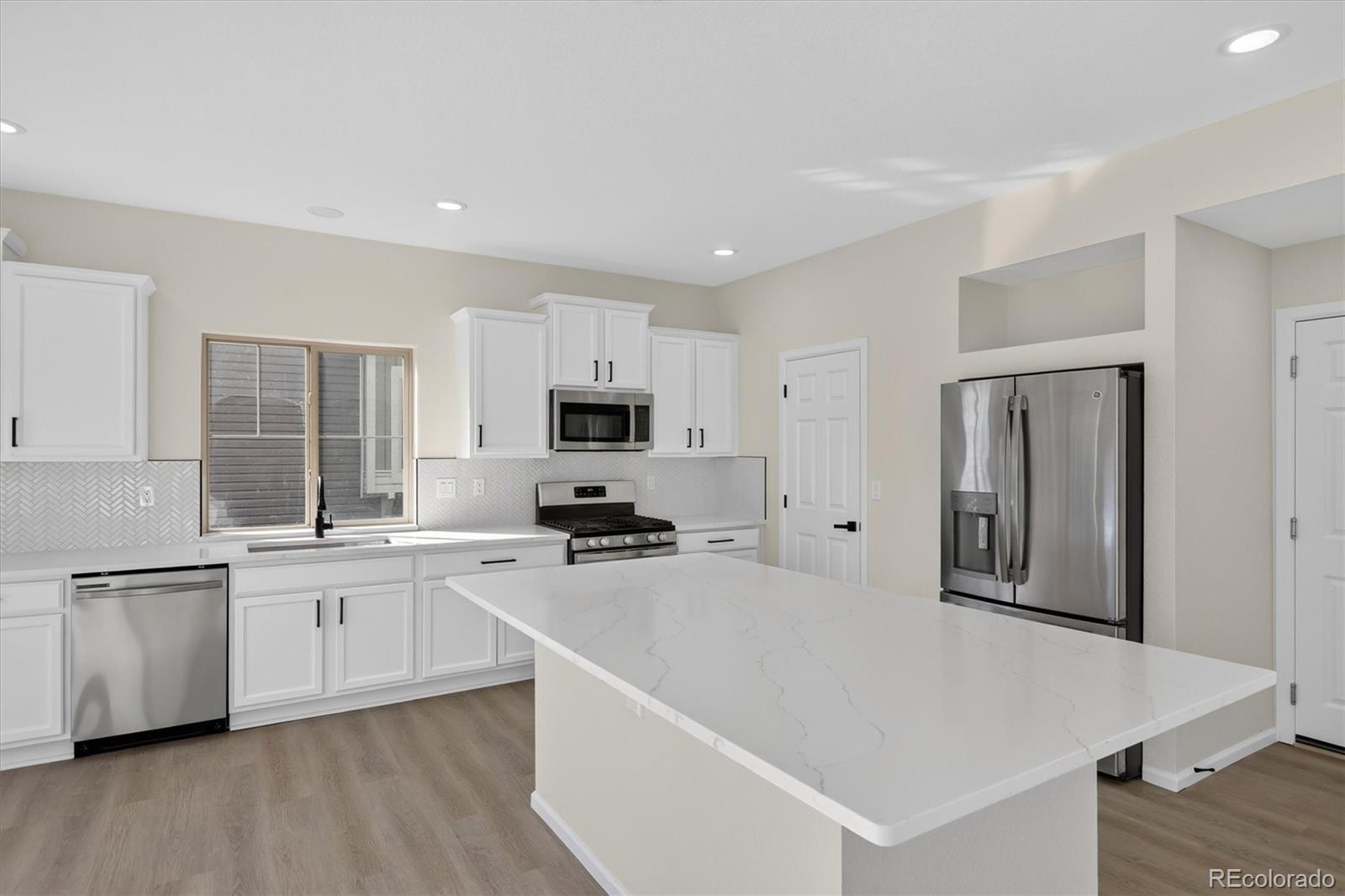 MLS Image #17 for 12921 e 108th way,commerce city, Colorado