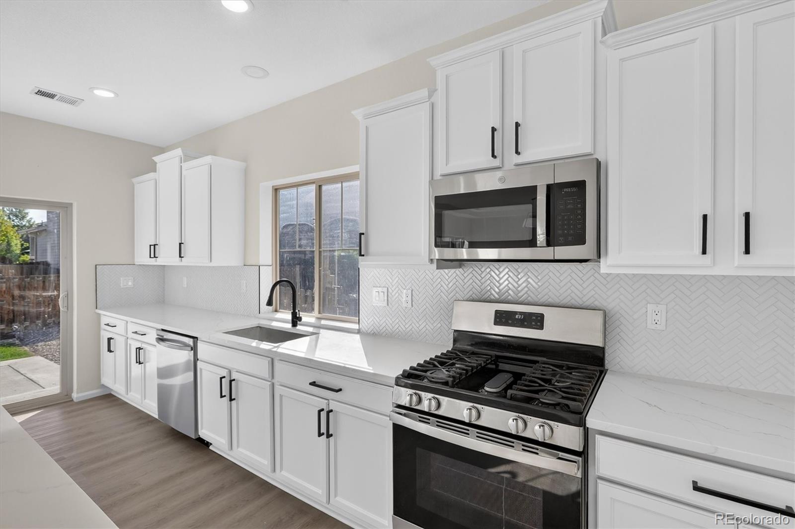 MLS Image #18 for 12921 e 108th way,commerce city, Colorado