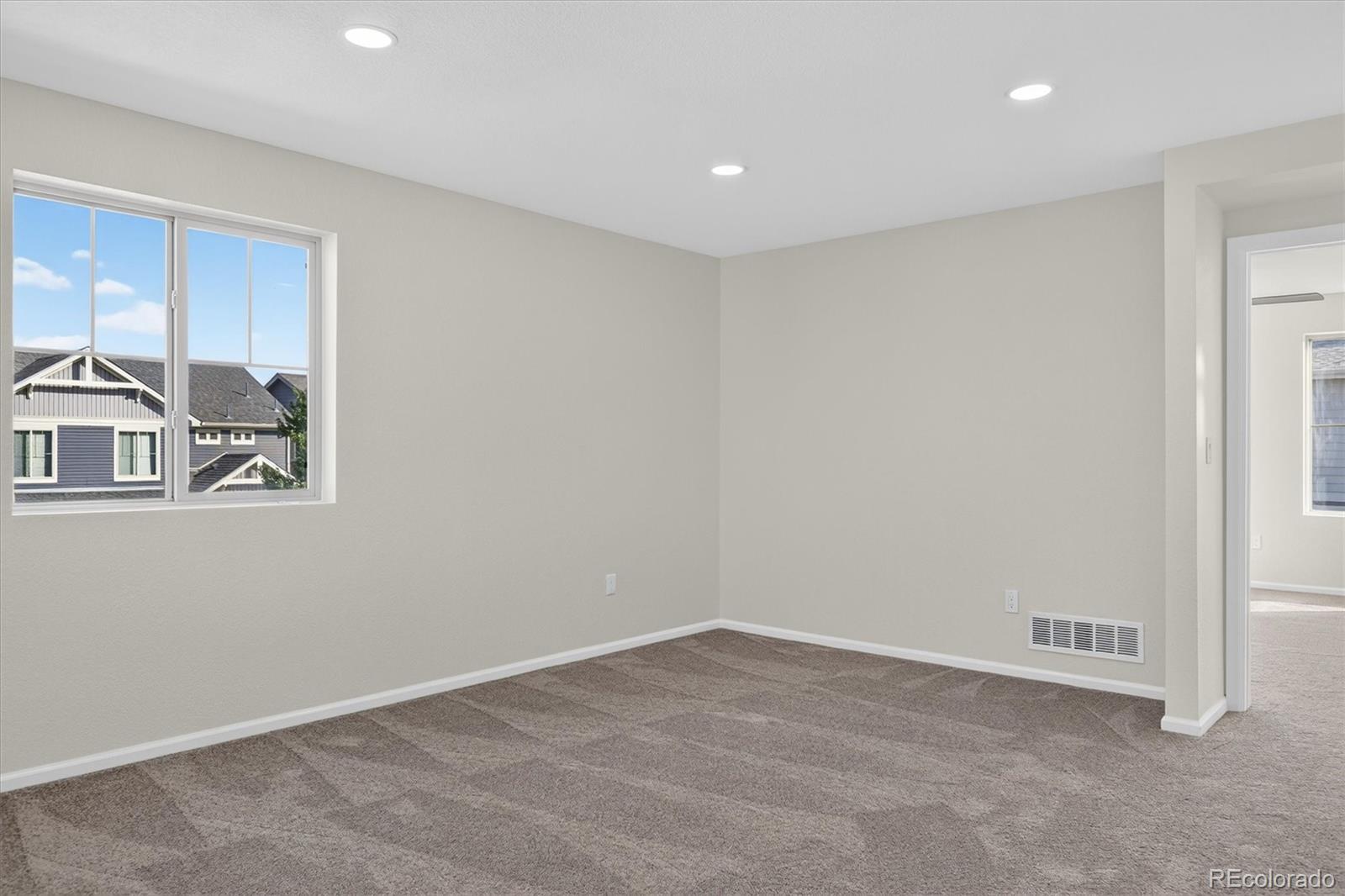 MLS Image #38 for 12921 e 108th way,commerce city, Colorado