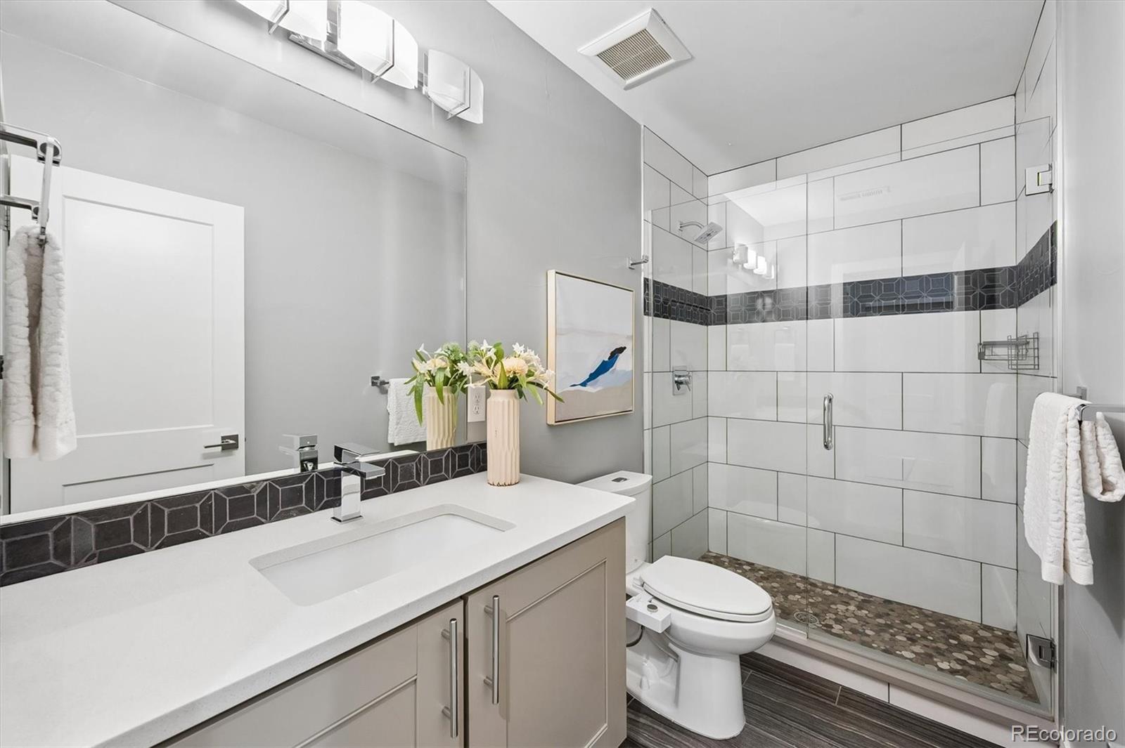 MLS Image #41 for 1694 s madison street,denver, Colorado