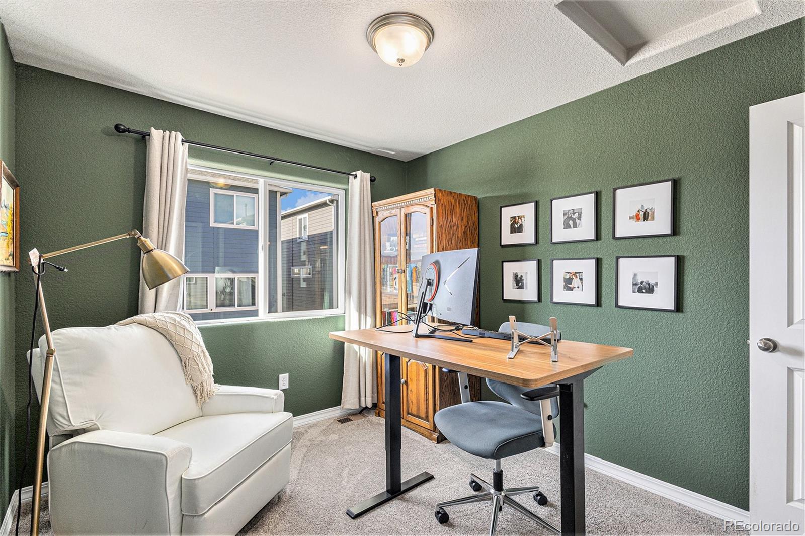 MLS Image #14 for 2940  magic carpet loop,colorado springs, Colorado
