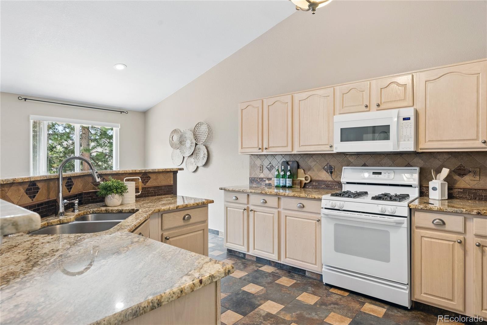 MLS Image #12 for 12087  hudson court,thornton, Colorado