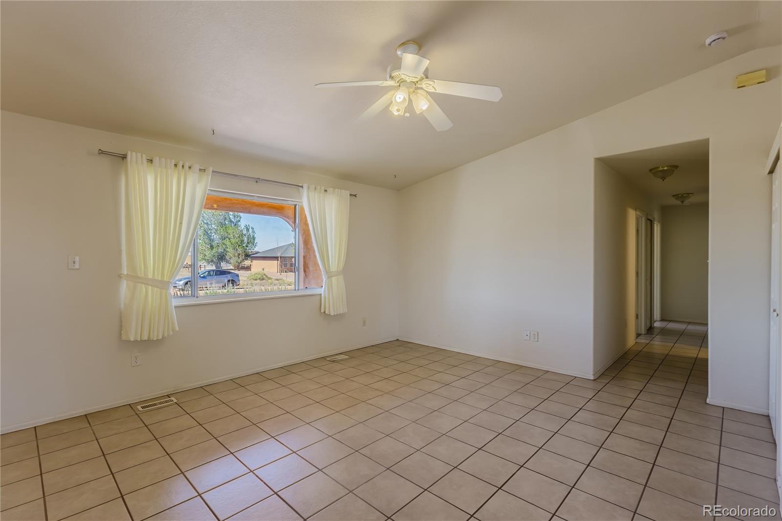 MLS Image #4 for 1148 e dove creek drive,pueblo west, Colorado