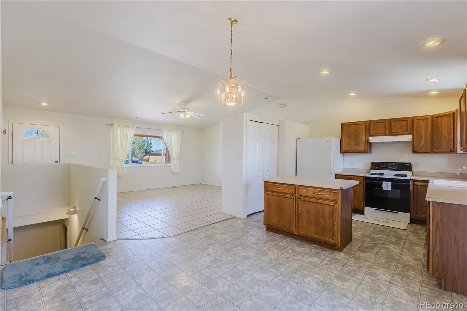 MLS Image #5 for 1148 e dove creek drive,pueblo west, Colorado