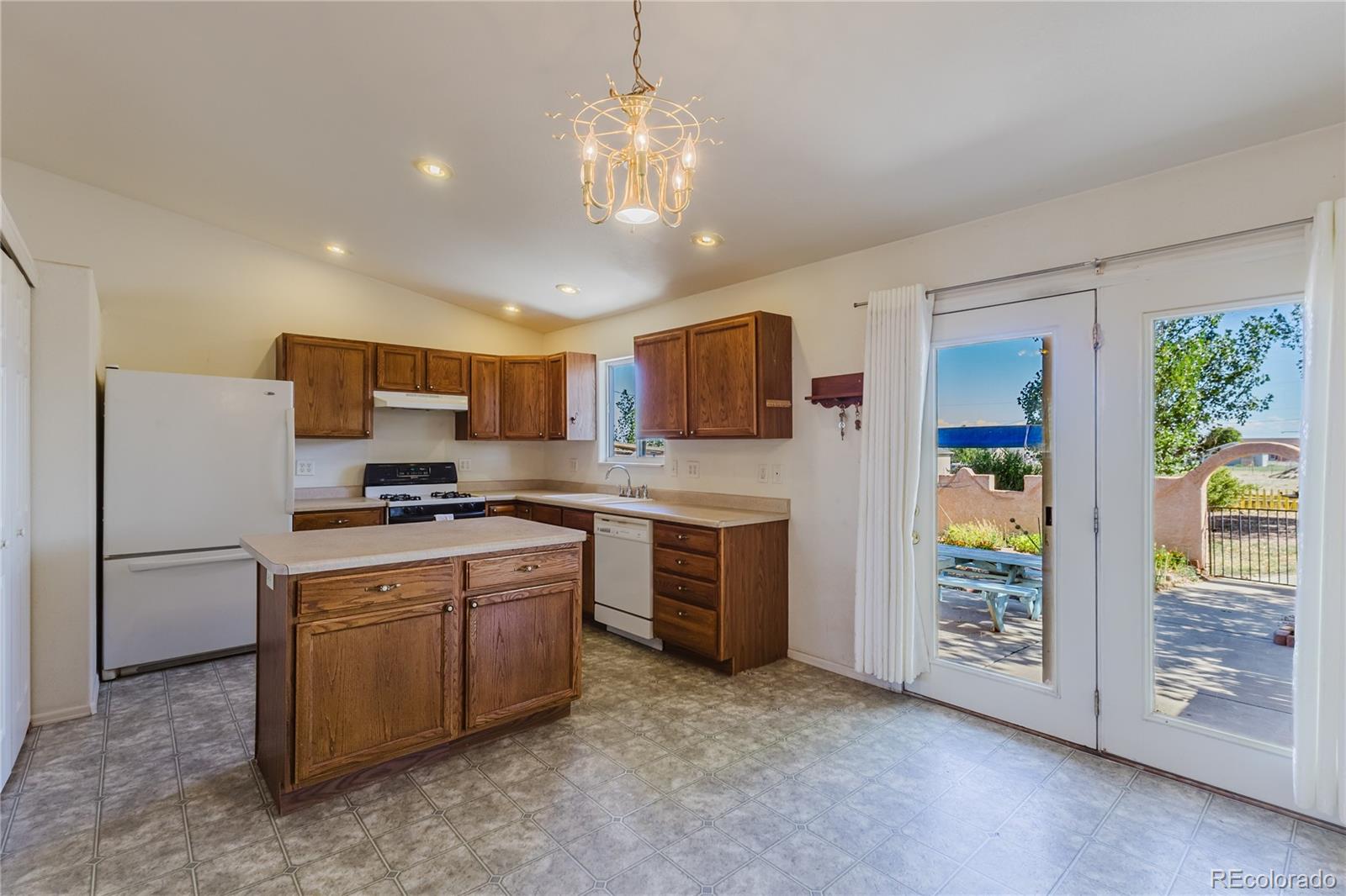 MLS Image #7 for 1148 e dove creek drive,pueblo west, Colorado
