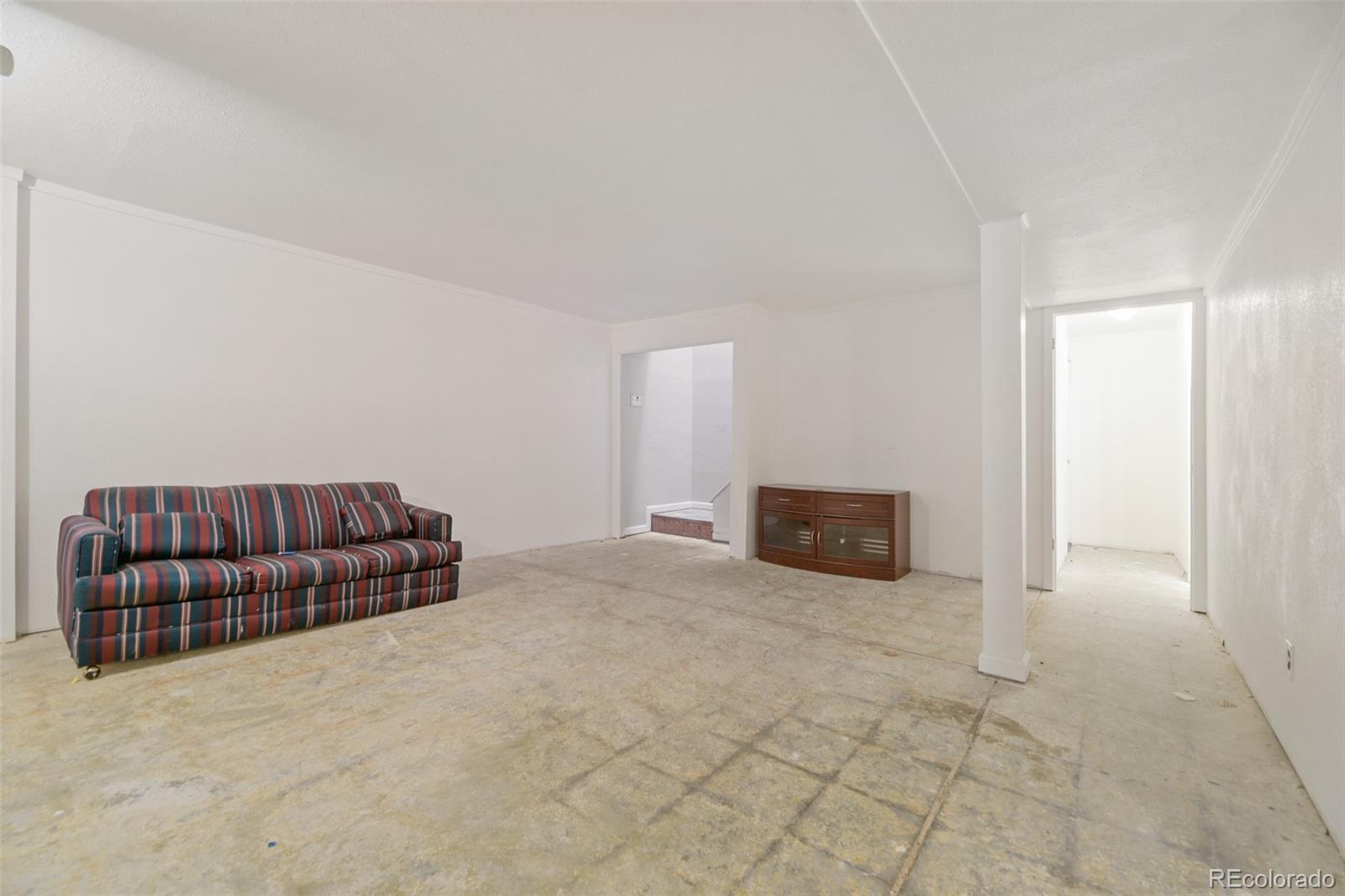 MLS Image #14 for 5040  uvalda street,denver, Colorado
