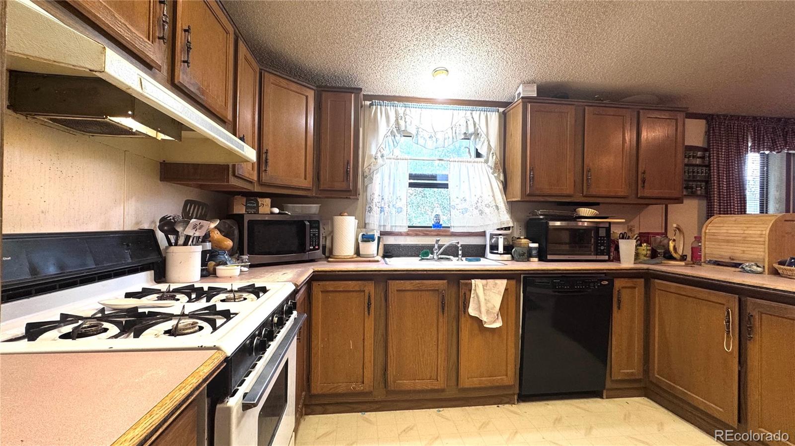 MLS Image #13 for 451  highpoint circle,black hawk, Colorado