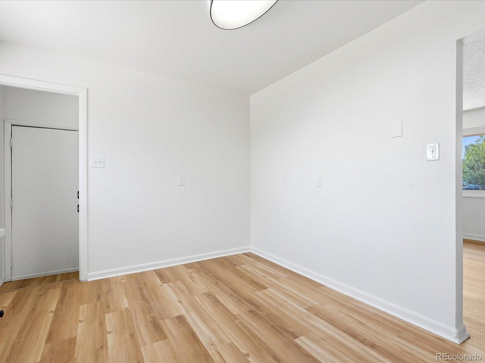 MLS Image #13 for 12265 e 55th avenue,denver, Colorado