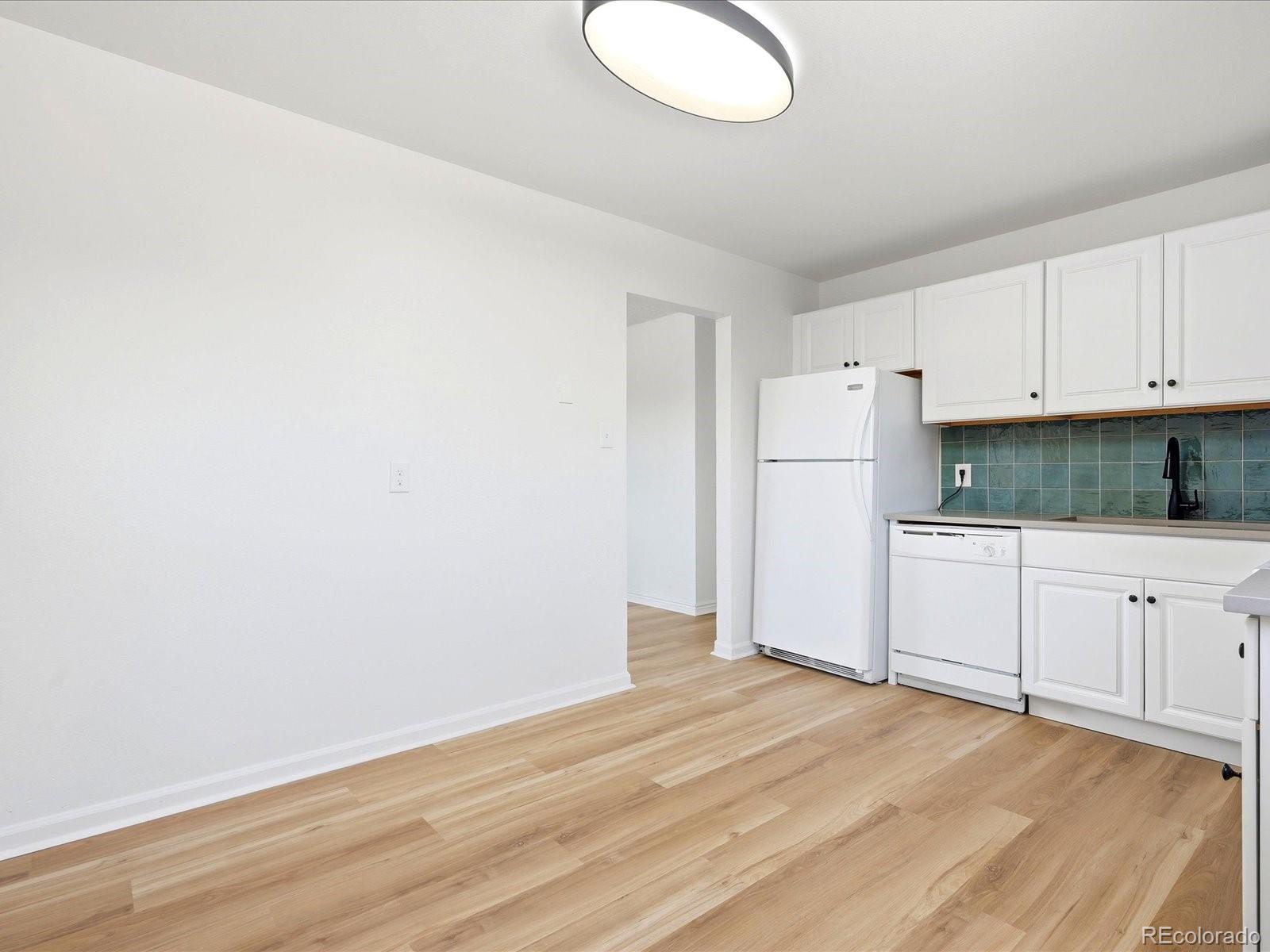 MLS Image #14 for 12265 e 55th avenue,denver, Colorado