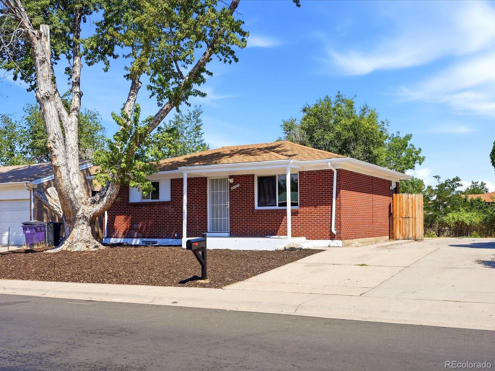MLS Image #2 for 12265 e 55th avenue,denver, Colorado