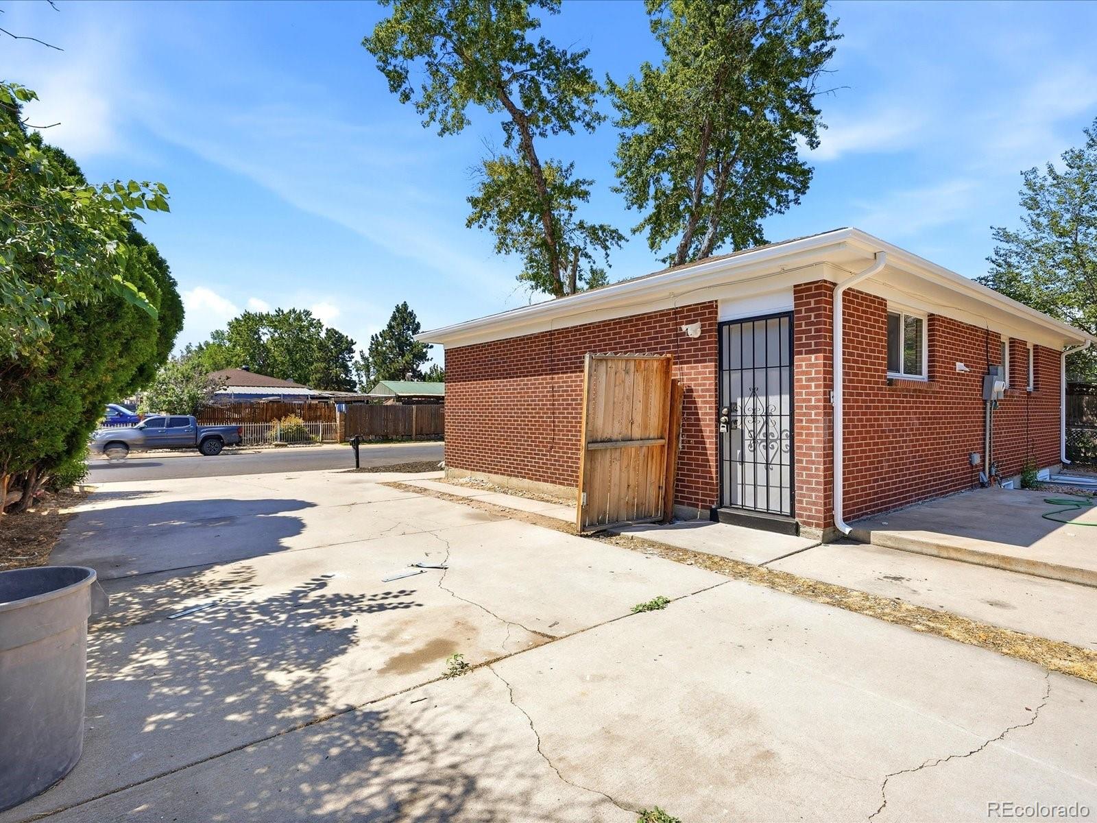 MLS Image #42 for 12265 e 55th avenue,denver, Colorado