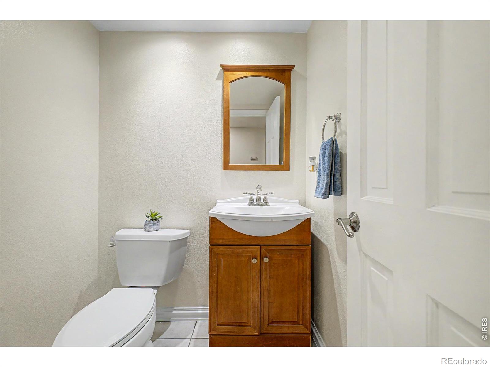 MLS Image #12 for 11467 e amherst circle,aurora, Colorado