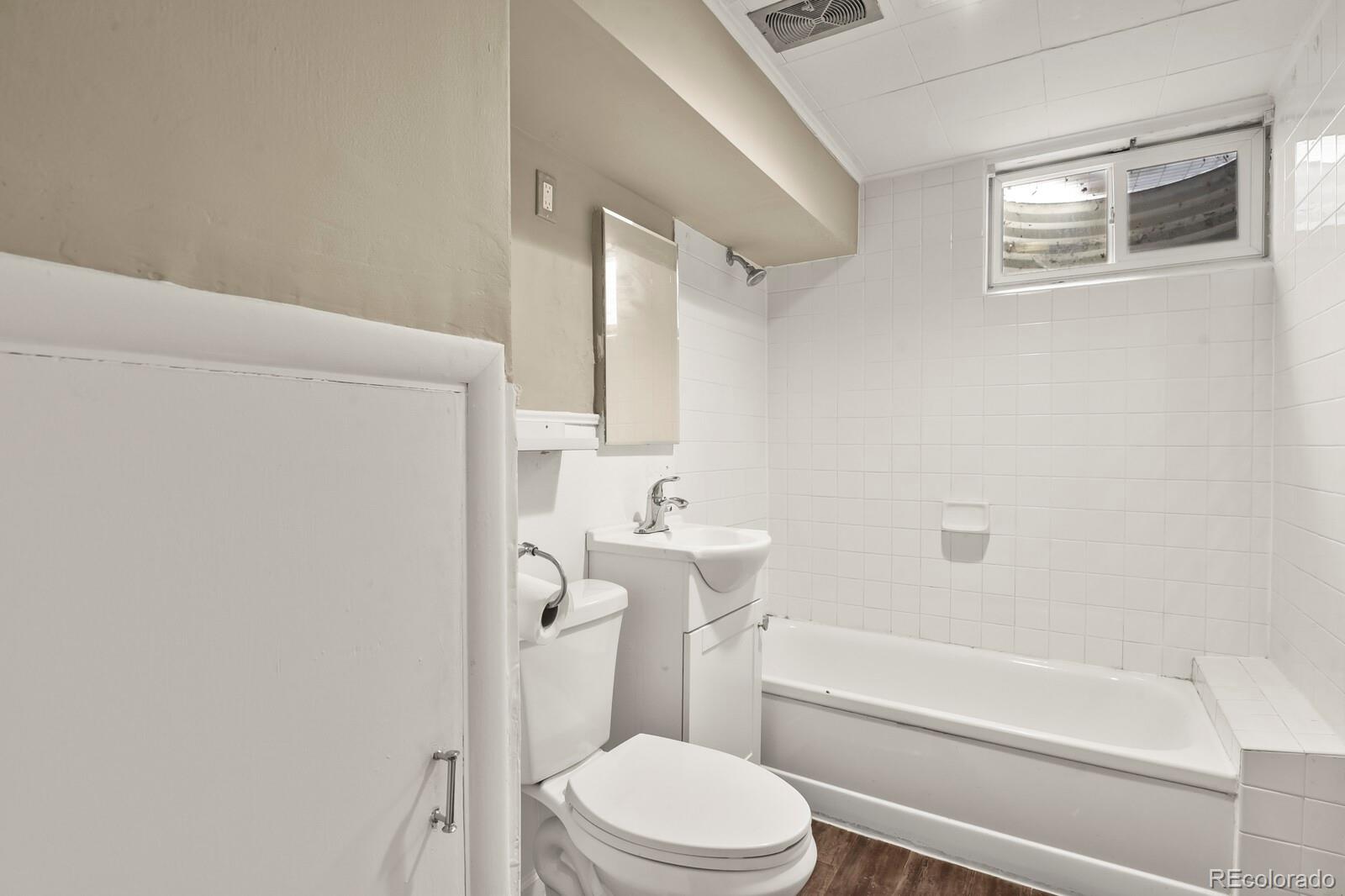 MLS Image #15 for 564  moline street,aurora, Colorado