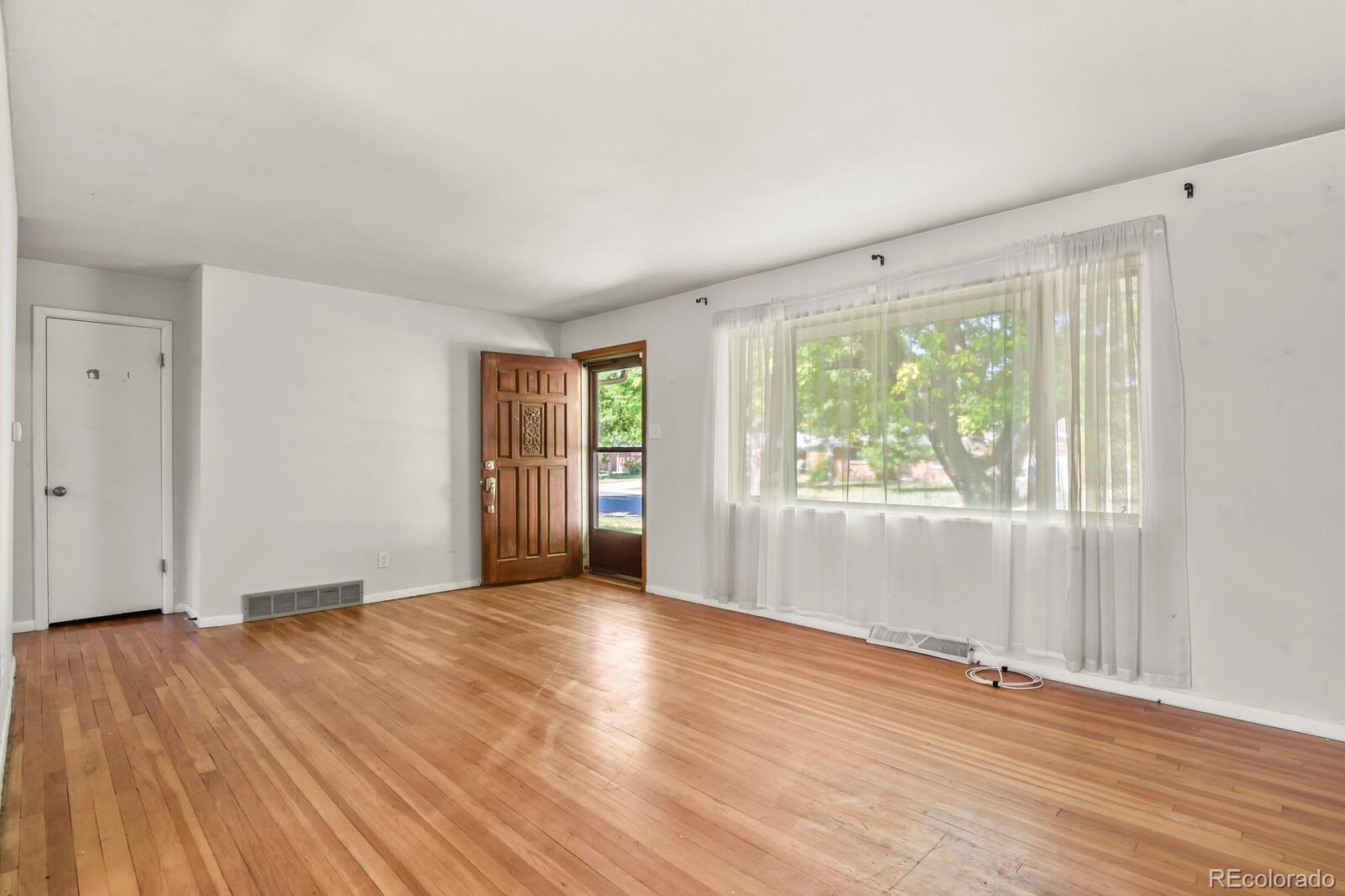 MLS Image #2 for 564  moline street,aurora, Colorado
