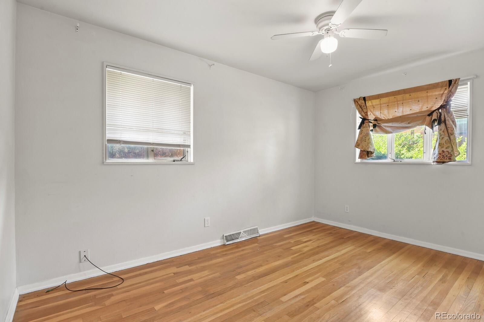 MLS Image #8 for 564  moline street,aurora, Colorado