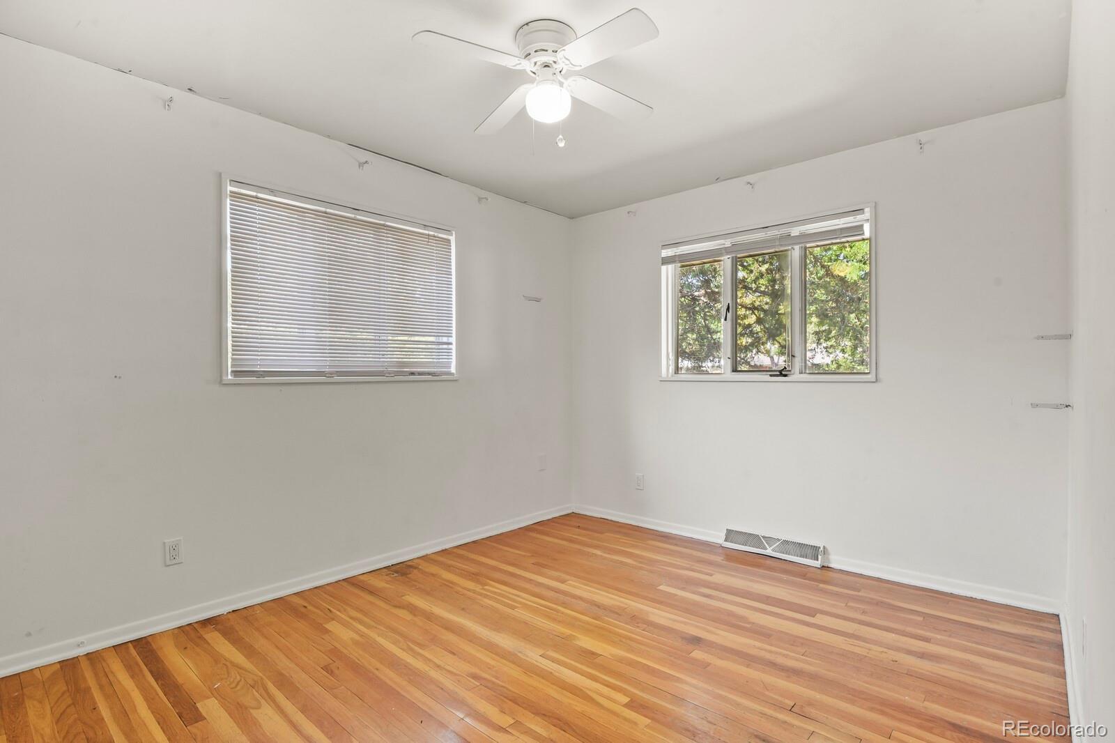 MLS Image #9 for 564  moline street,aurora, Colorado